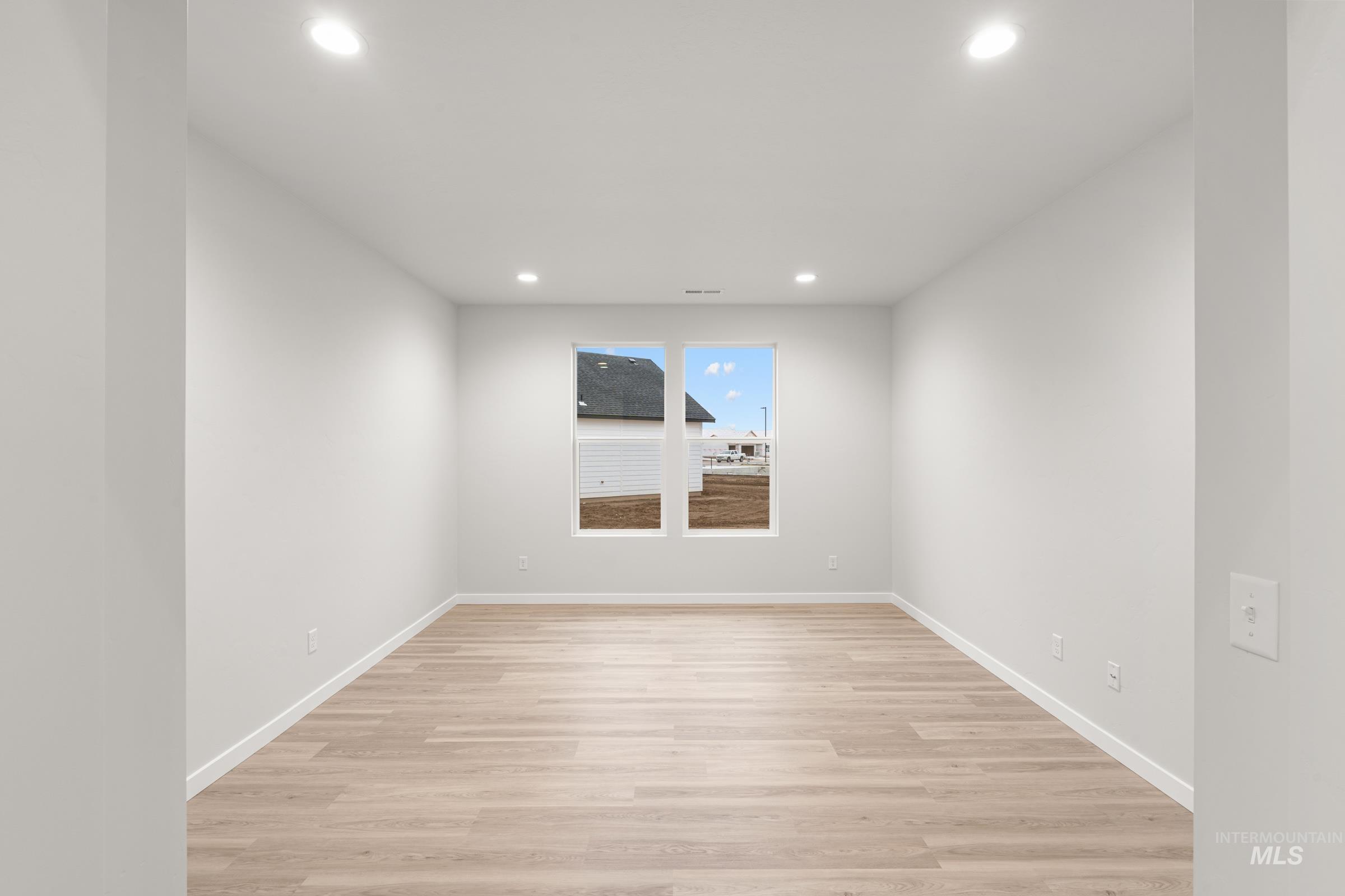 17380 N Aspen Springs Way, Nampa, Idaho 83687, 5 Bedrooms, 4.5 Bathrooms, Residential For Sale, Price $769,990, 98973304