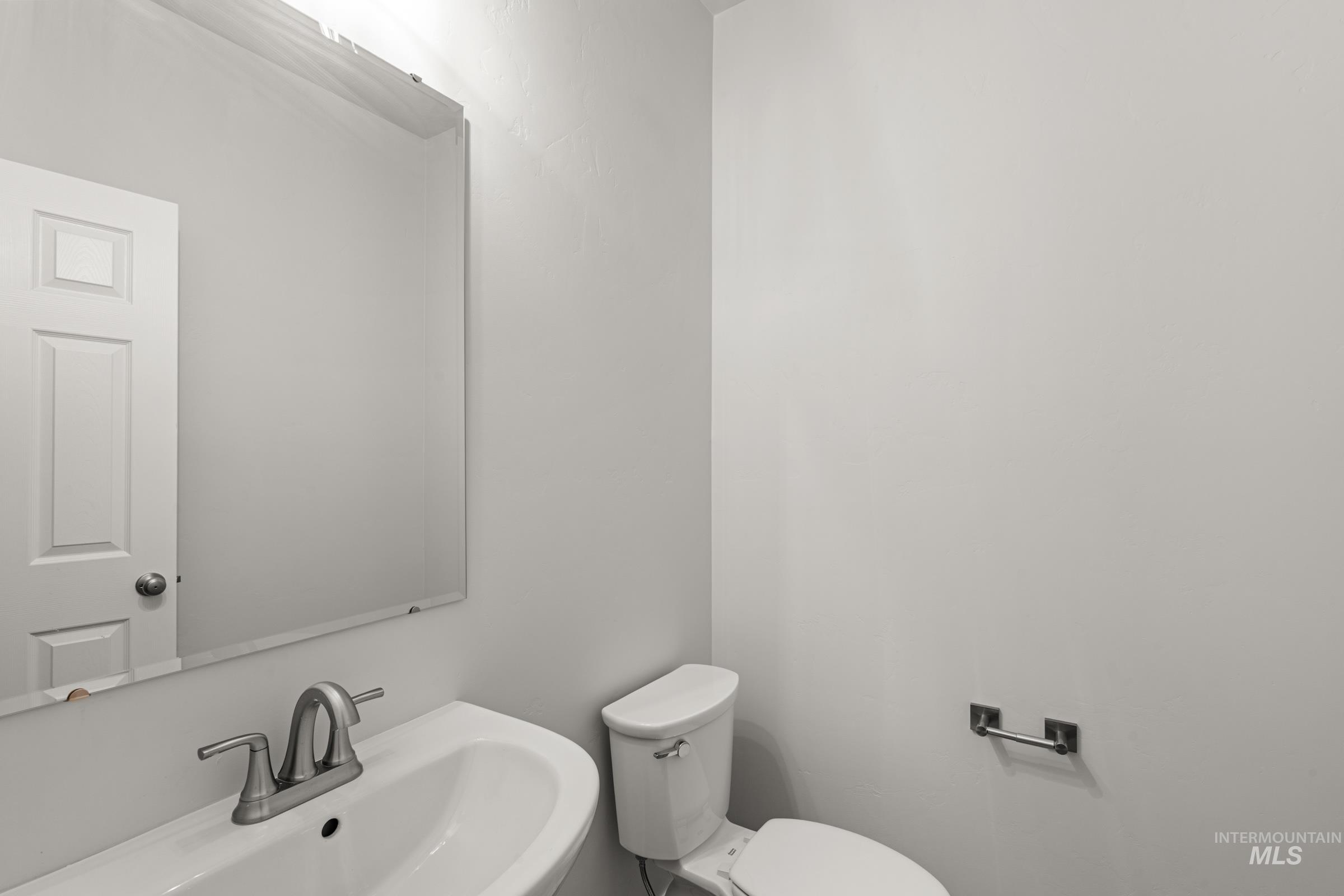 17380 N Aspen Springs Way, Nampa, Idaho 83687, 5 Bedrooms, 4.5 Bathrooms, Residential For Sale, Price $769,990, 98973304