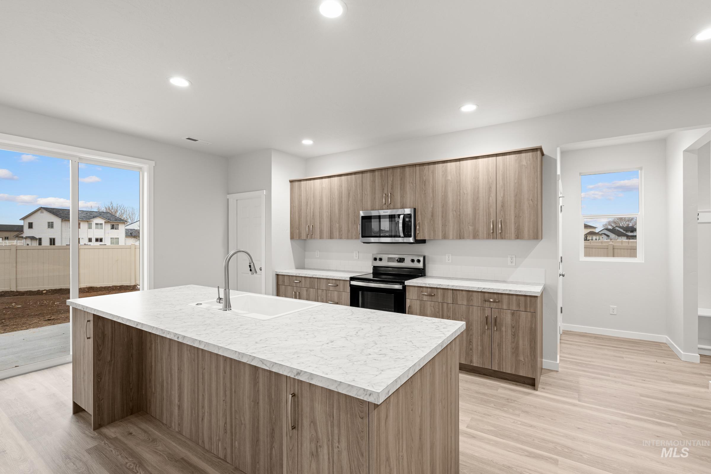 17380 N Aspen Springs Way, Nampa, Idaho 83687, 5 Bedrooms, 4.5 Bathrooms, Residential For Sale, Price $769,990, 98973304