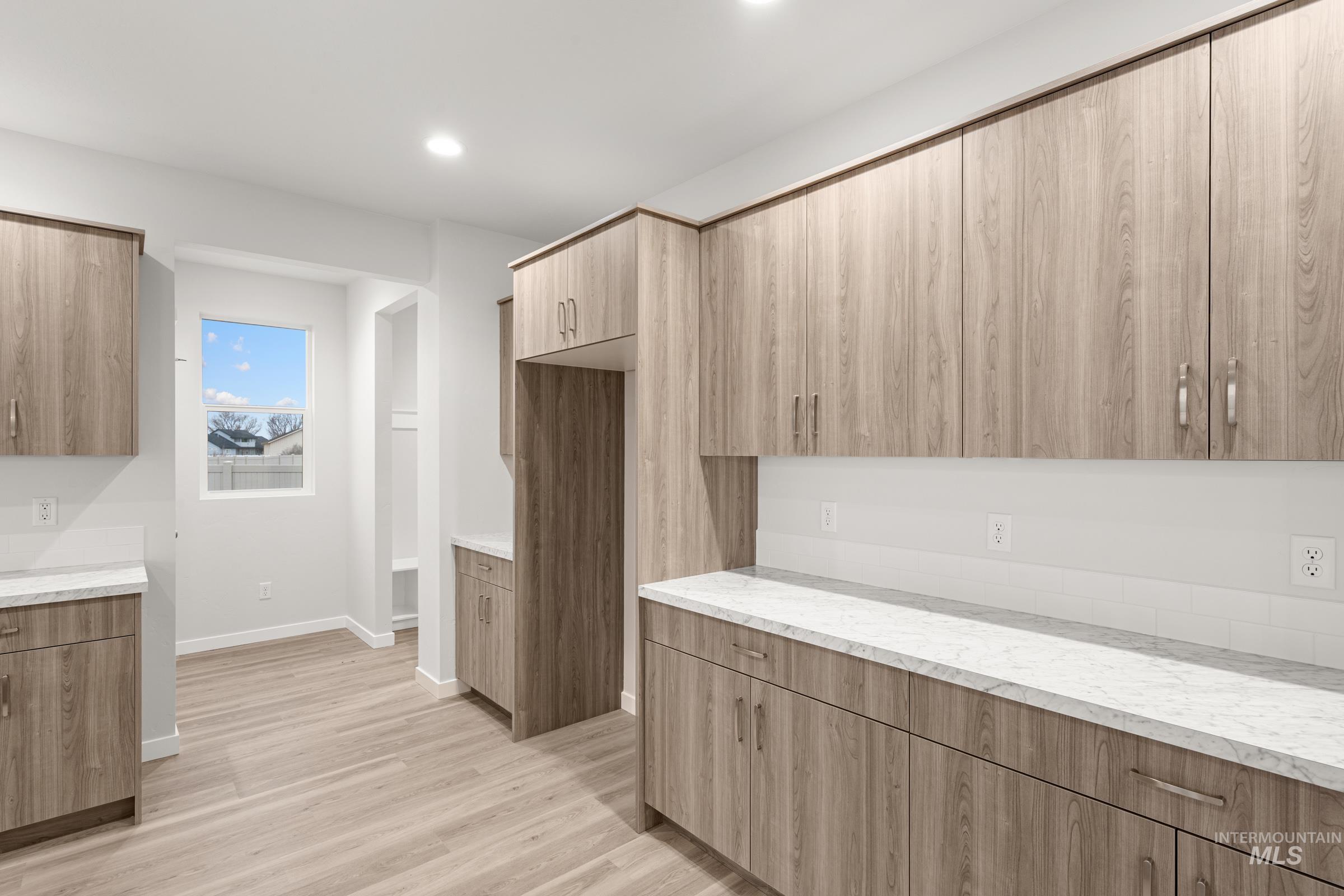 17380 N Aspen Springs Way, Nampa, Idaho 83687, 5 Bedrooms, 4.5 Bathrooms, Residential For Sale, Price $769,990, 98973304