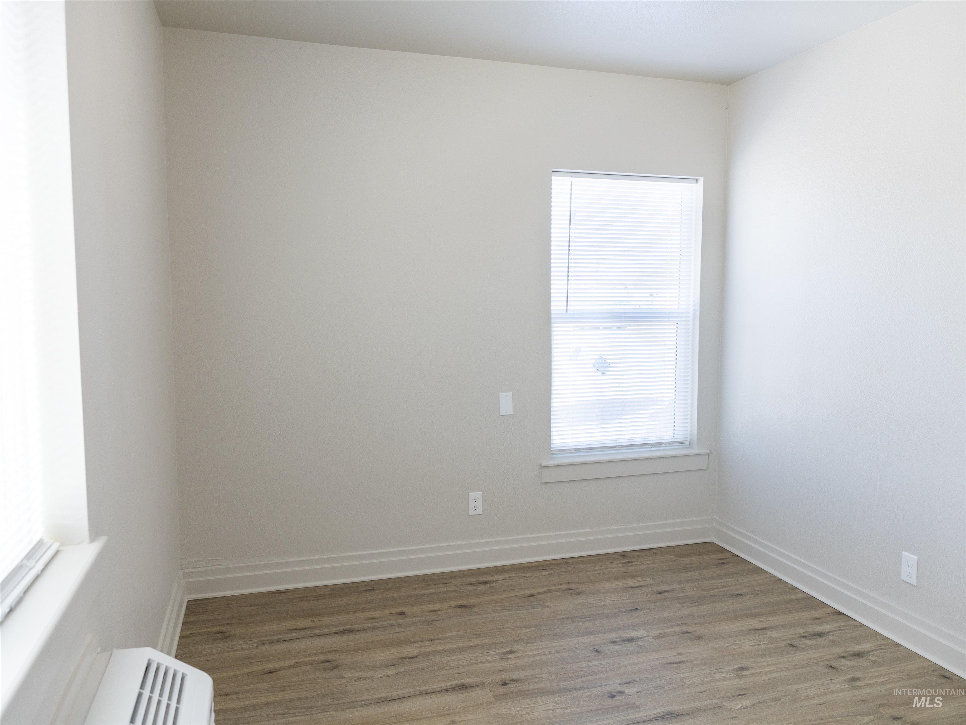 92 NW 2nd Ave, Ontario, Oregon 97914, 2 Bedrooms, 1 Bathroom, Rental For Rent, Price $1,195,MLS 98973305