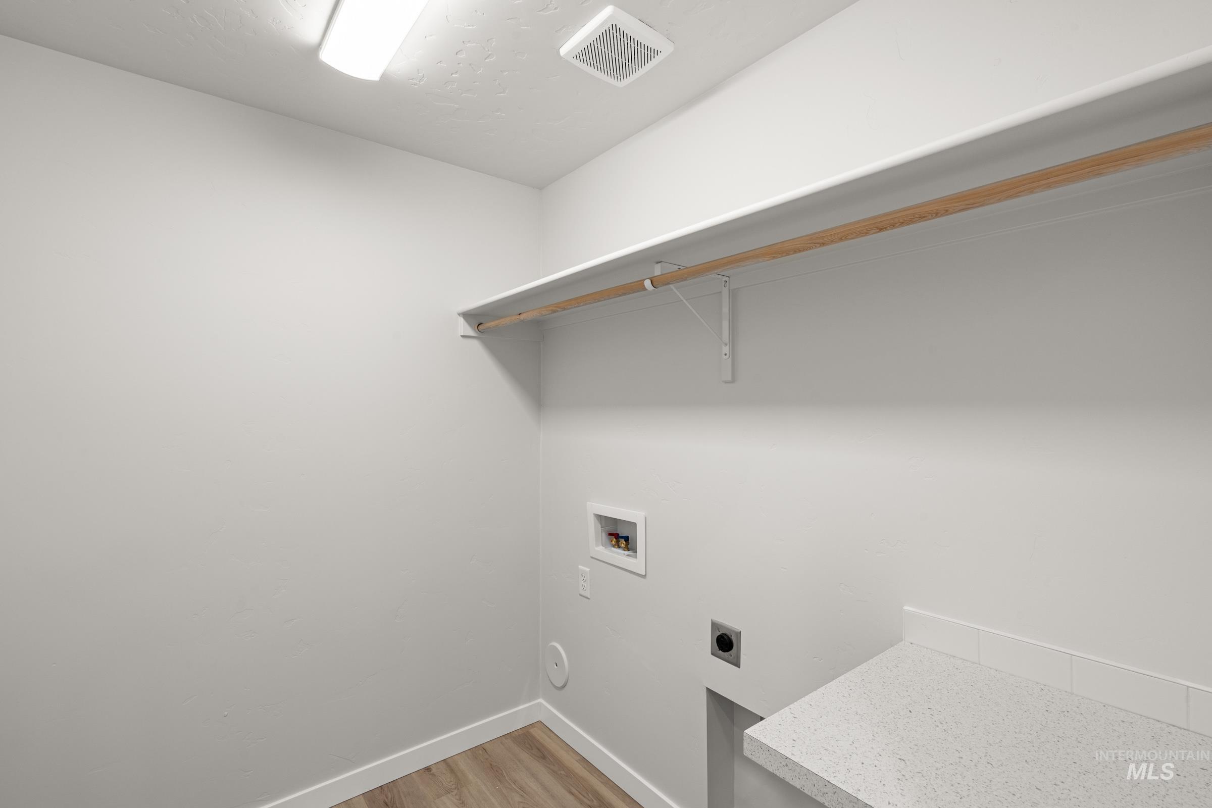 7106 E Shields Dr, Nampa, Idaho 83687, 5 Bedrooms, 2.5 Bathrooms, Residential For Sale, Price $529,990, 98973309