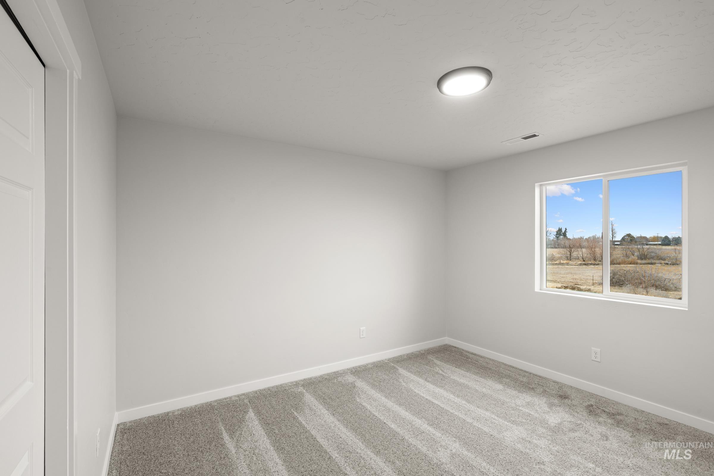 7106 E Shields Dr, Nampa, Idaho 83687, 5 Bedrooms, 2.5 Bathrooms, Residential For Sale, Price $529,990, 98973309