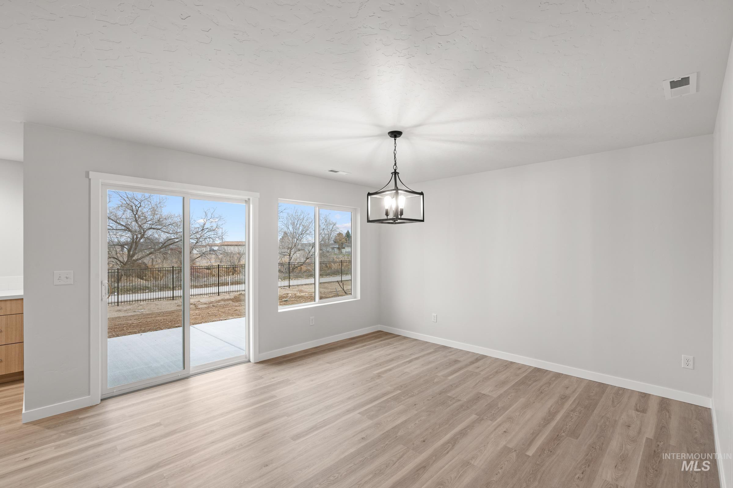 7106 E Shields Dr, Nampa, Idaho 83687, 5 Bedrooms, 2.5 Bathrooms, Residential For Sale, Price $529,990, 98973309