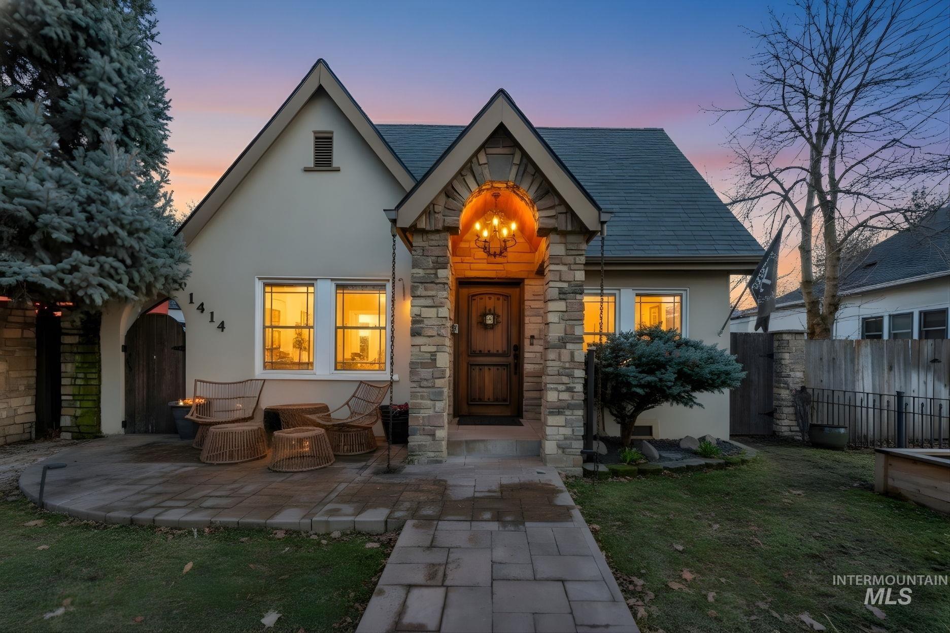 1414 N 8th St, Boise, Idaho 83702, 4 Bedrooms, 2.5 Bathrooms, Residential For Sale, Price $1,398,000,MLS 98973314