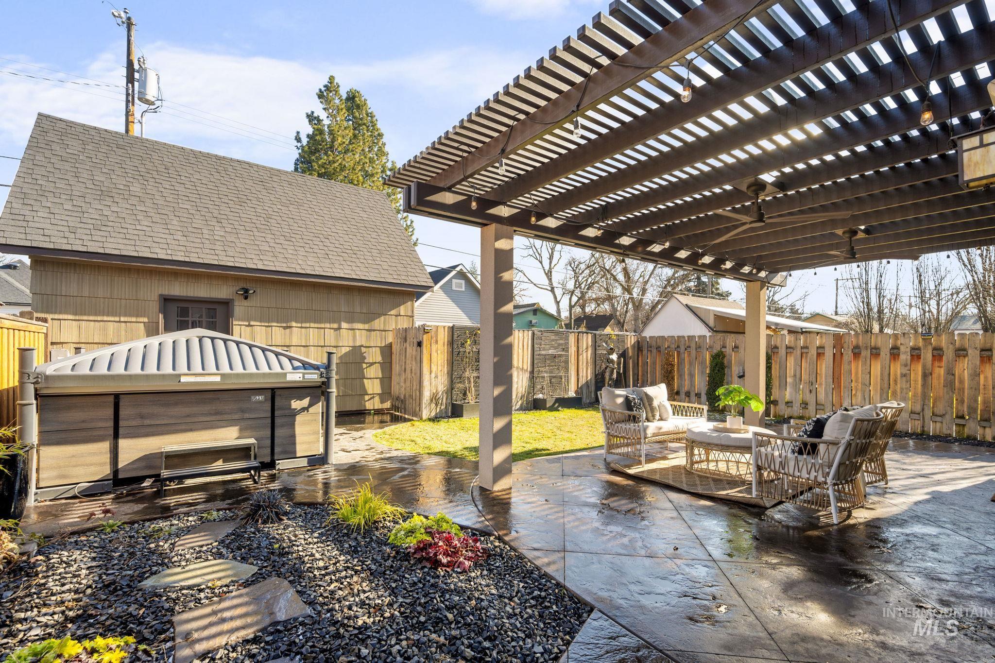 1414 N 8th St, Boise, Idaho 83702, 4 Bedrooms, 2.5 Bathrooms, Residential For Sale, Price $1,398,000,MLS 98973314