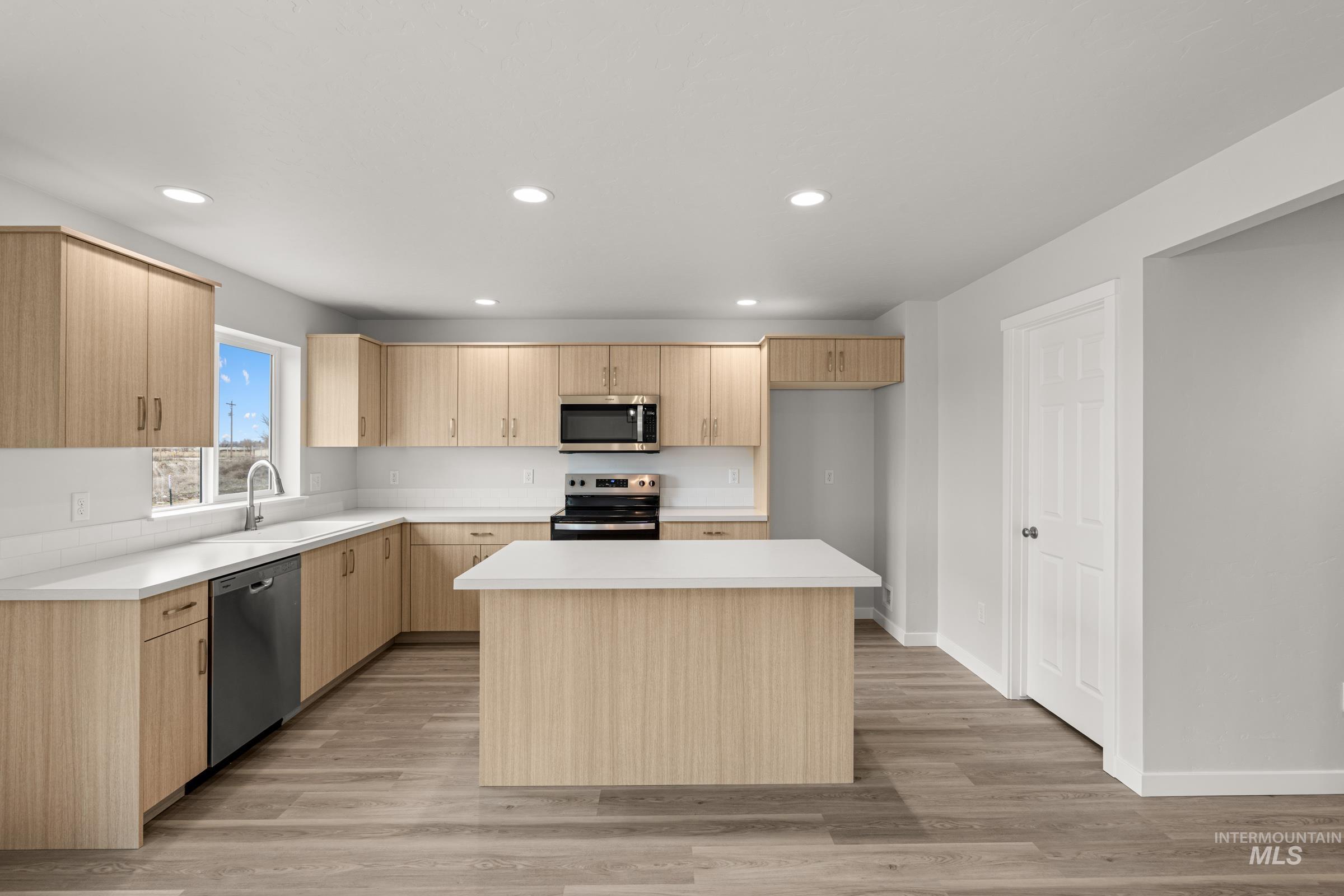 1591 Covington St, Middleton, Idaho 83644, 4 Bedrooms, 2.5 Bathrooms, Residential For Sale, Price $499,990, 98973315