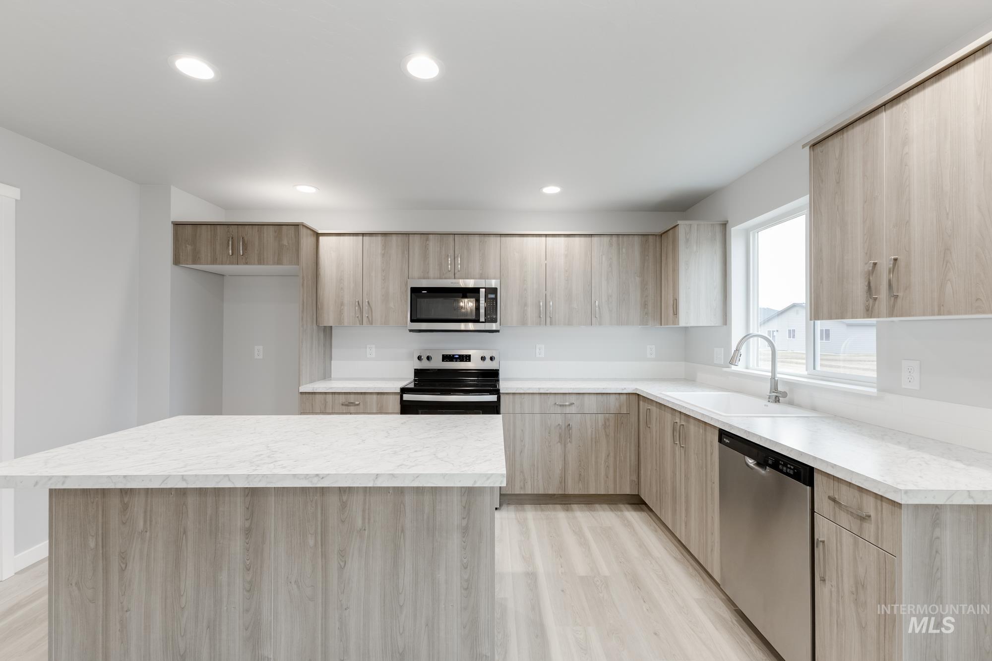 1591 Covington St, Middleton, Idaho 83644, 4 Bedrooms, 2.5 Bathrooms, Residential For Sale, Price $499,990,MLS 98973315