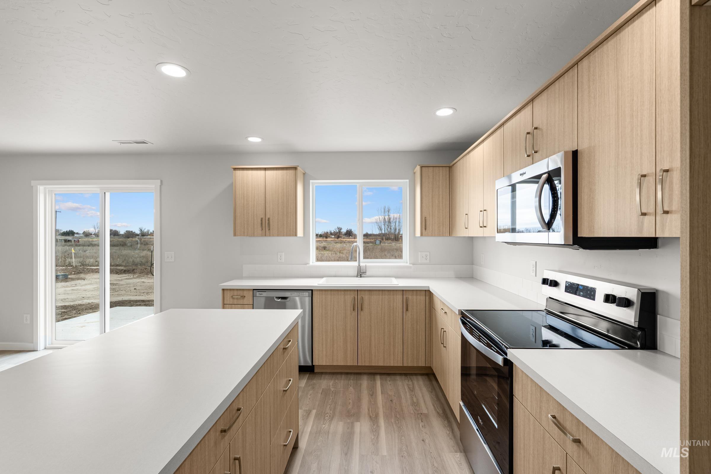 1591 Covington St, Middleton, Idaho 83644, 4 Bedrooms, 2.5 Bathrooms, Residential For Sale, Price $499,990, 98973315