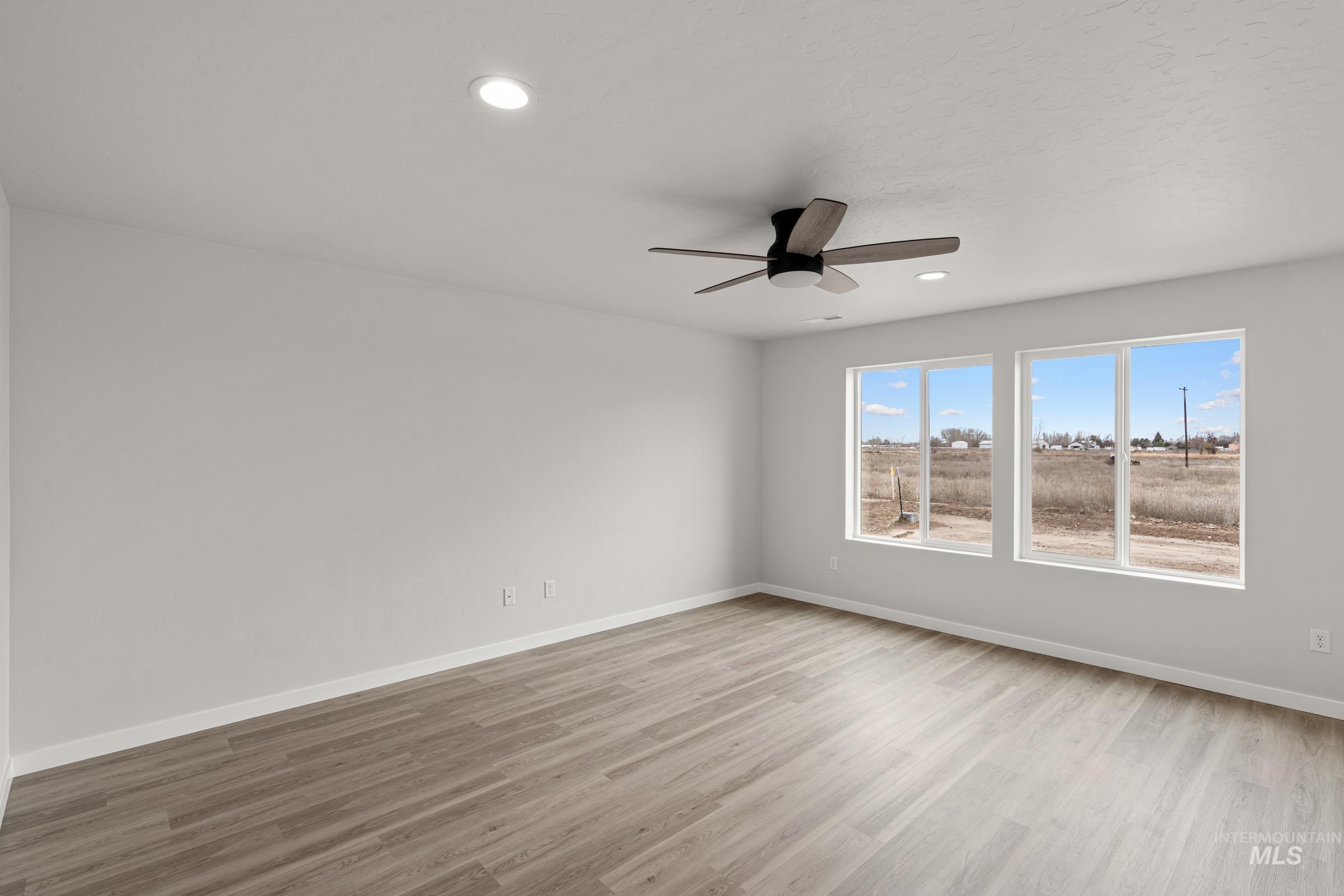 1591 Covington St, Middleton, Idaho 83644, 4 Bedrooms, 2.5 Bathrooms, Residential For Sale, Price $499,990, 98973315