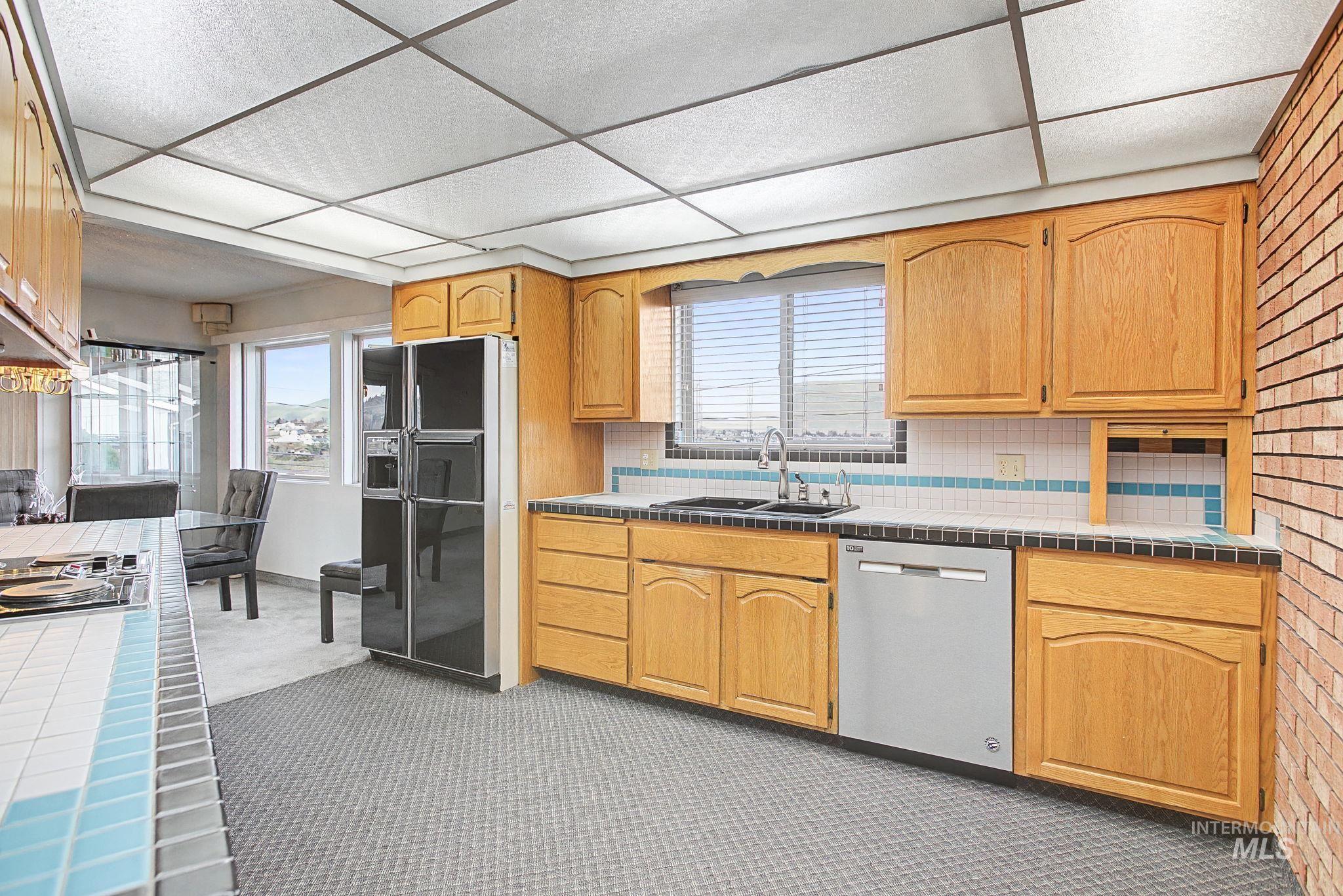 3024 Meadowlark Drive, Lewiston, Idaho 83501, 4 Bedrooms, 3 Bathrooms, Residential For Sale, Price $479,900,MLS 98973317