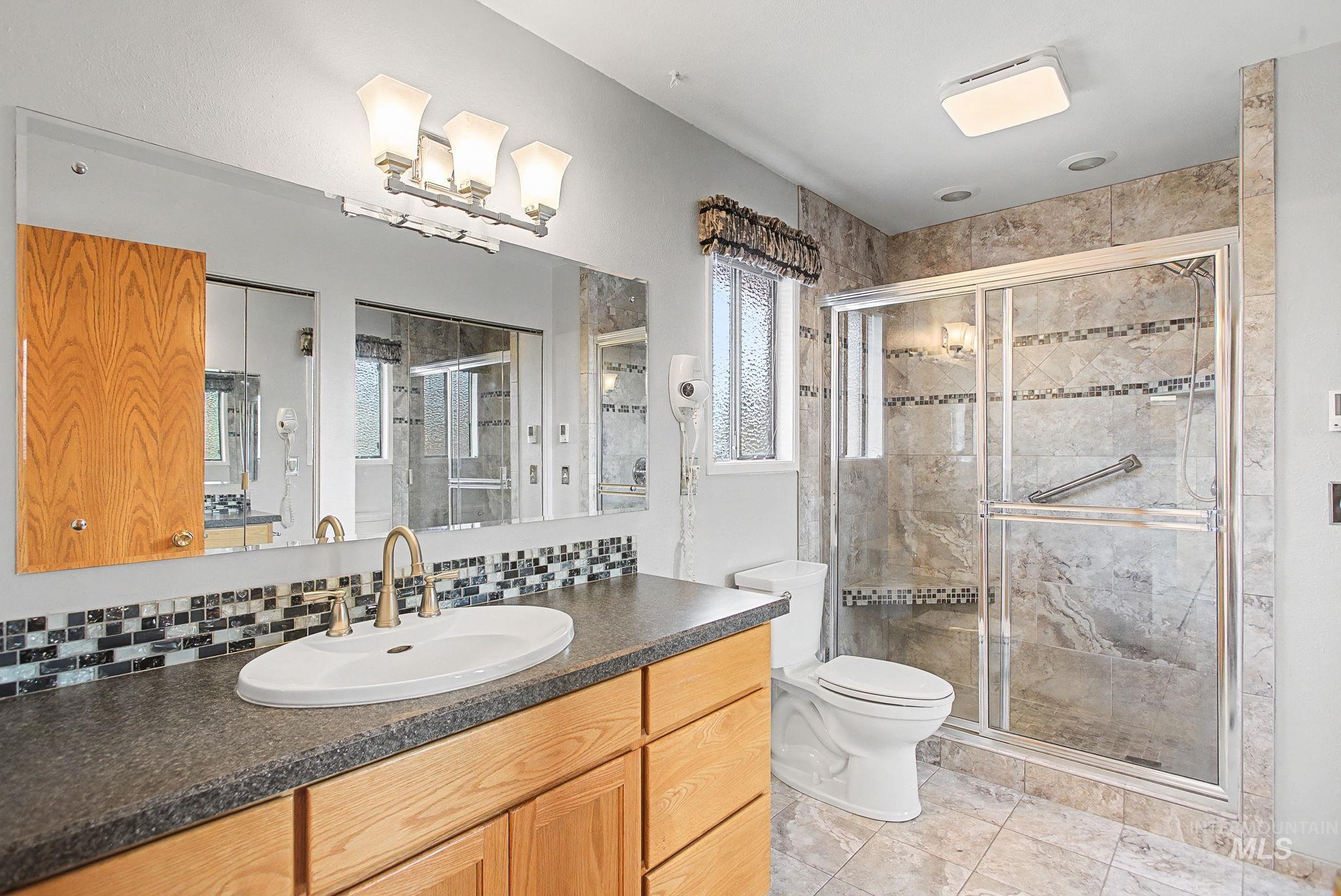 3024 Meadowlark Drive, Lewiston, Idaho 83501, 4 Bedrooms, 3 Bathrooms, Residential For Sale, Price $479,900,MLS 98973317