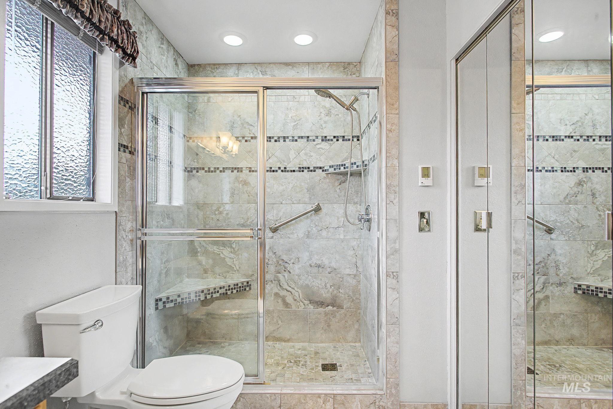 3024 Meadowlark Drive, Lewiston, Idaho 83501, 4 Bedrooms, 3 Bathrooms, Residential For Sale, Price $479,900,MLS 98973317