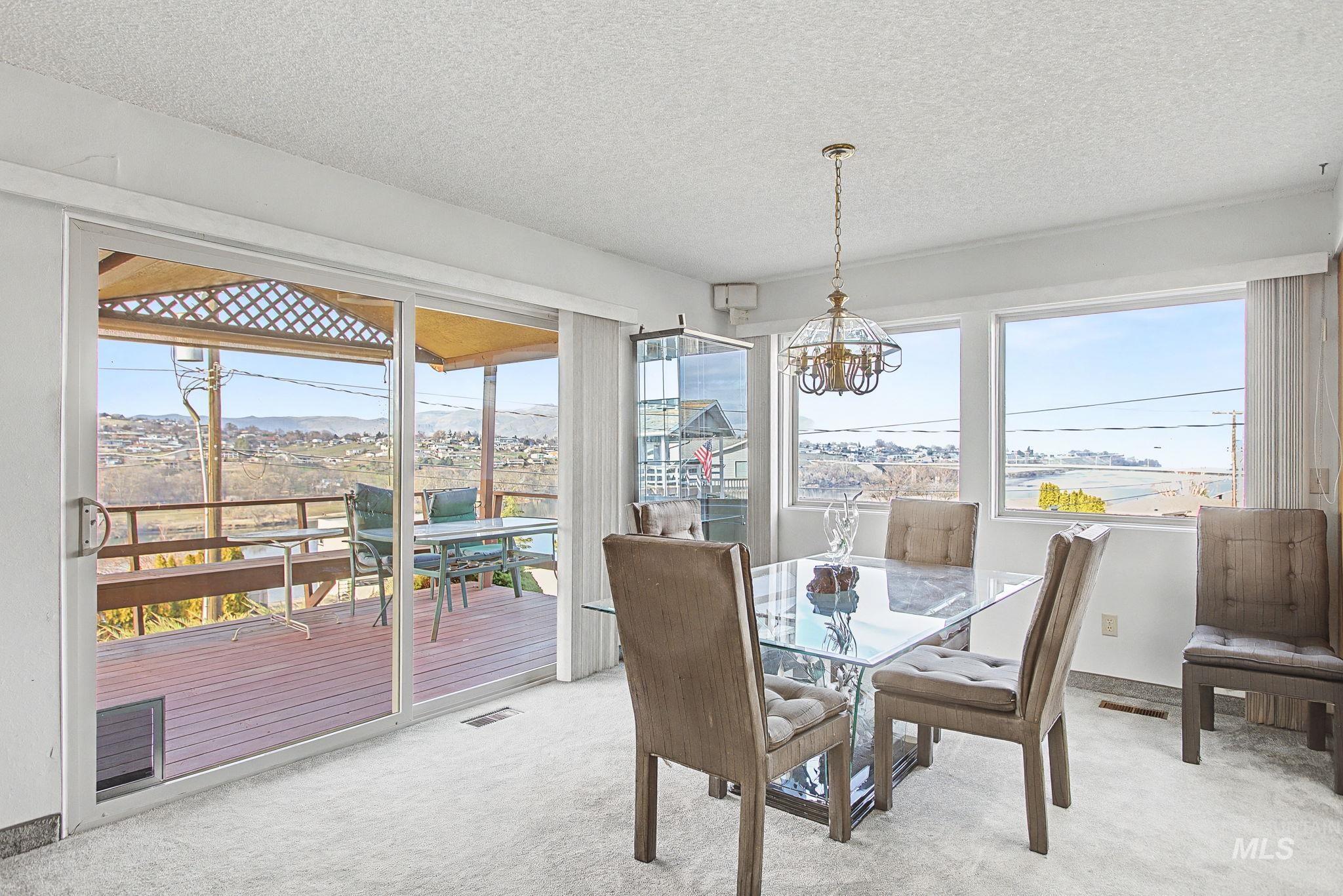 3024 Meadowlark Drive, Lewiston, Idaho 83501, 4 Bedrooms, 3 Bathrooms, Residential For Sale, Price $479,900,MLS 98973317