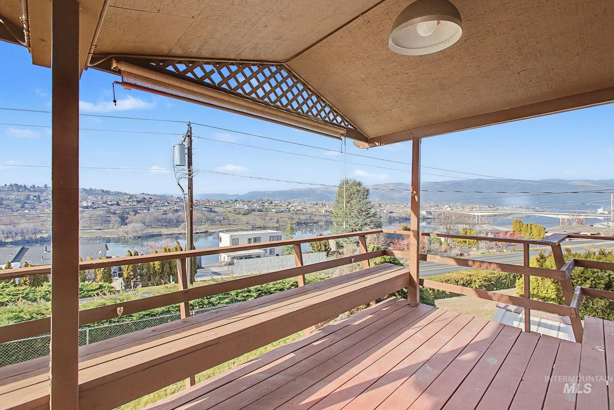 3024 Meadowlark Drive, Lewiston, Idaho 83501, 4 Bedrooms, 3 Bathrooms, Residential For Sale, Price $479,900,MLS 98973317