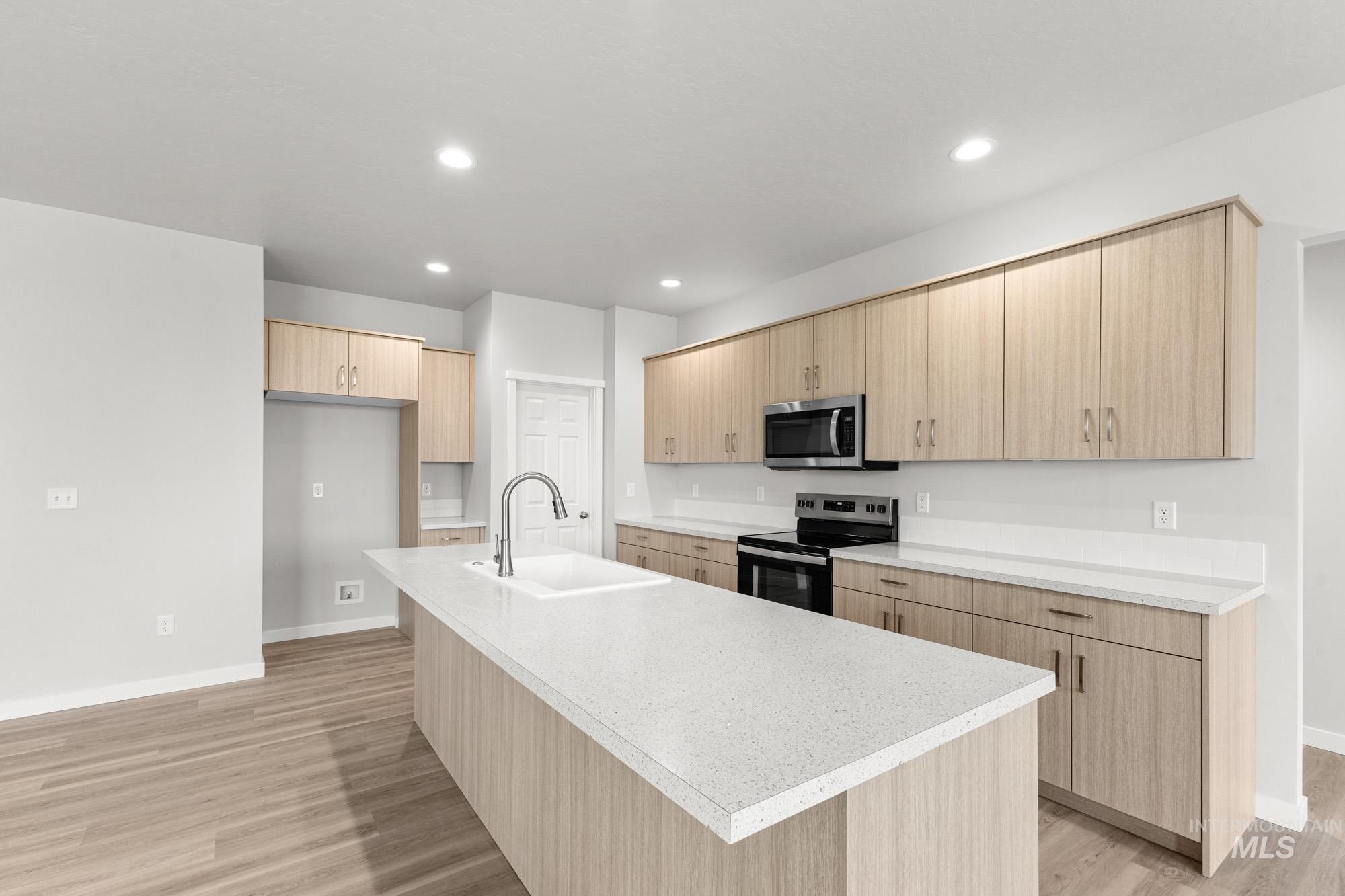 2278 N Iditarod Ave, Kuna, Idaho 83634, 4 Bedrooms, 2 Bathrooms, Residential For Sale, Price $549,990,MLS 98973318