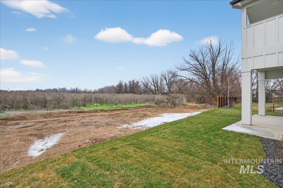 6518 W Flathead Lake St, Eagle, Idaho 83616, 3 Bedrooms, 3 Bathrooms, Residential For Sale, Price $1,095,000,MLS 98973319