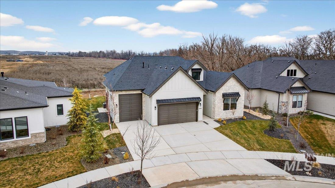 6518 W Flathead Lake St, Eagle, Idaho 83616, 3 Bedrooms, 3 Bathrooms, Residential For Sale, Price $1,095,000,MLS 98973319