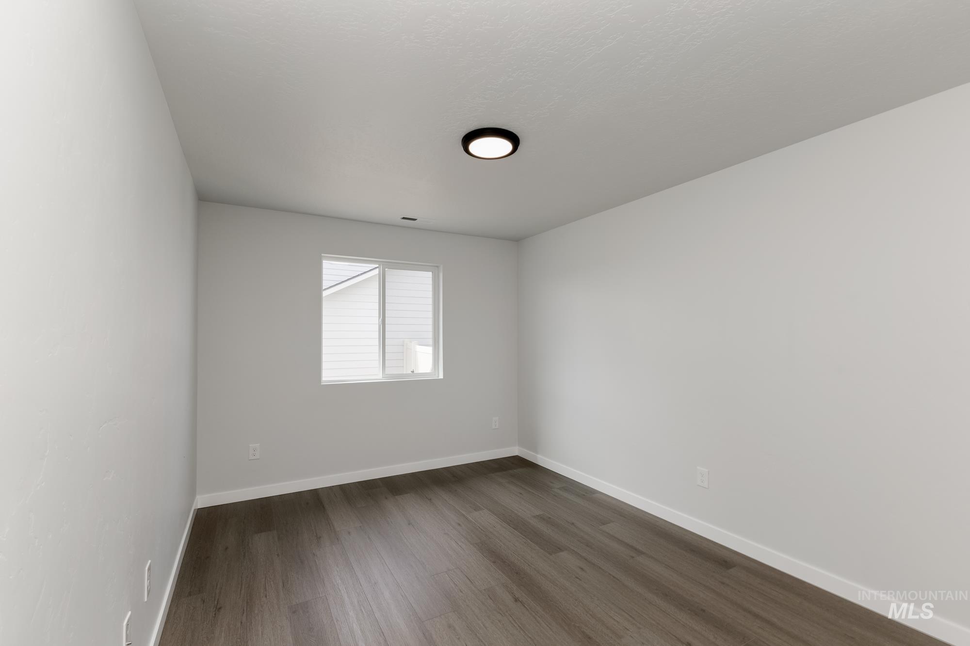 5432 S Bittercreek Ave, Meridian, Idaho 83642, 3 Bedrooms, 2 Bathrooms, Residential For Sale, Price $429,990,MLS 98973322