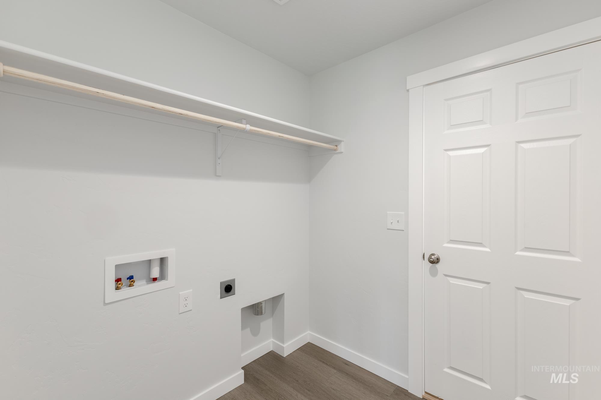 5432 S Bittercreek Ave, Meridian, Idaho 83642, 3 Bedrooms, 2 Bathrooms, Residential For Sale, Price $429,990,MLS 98973322