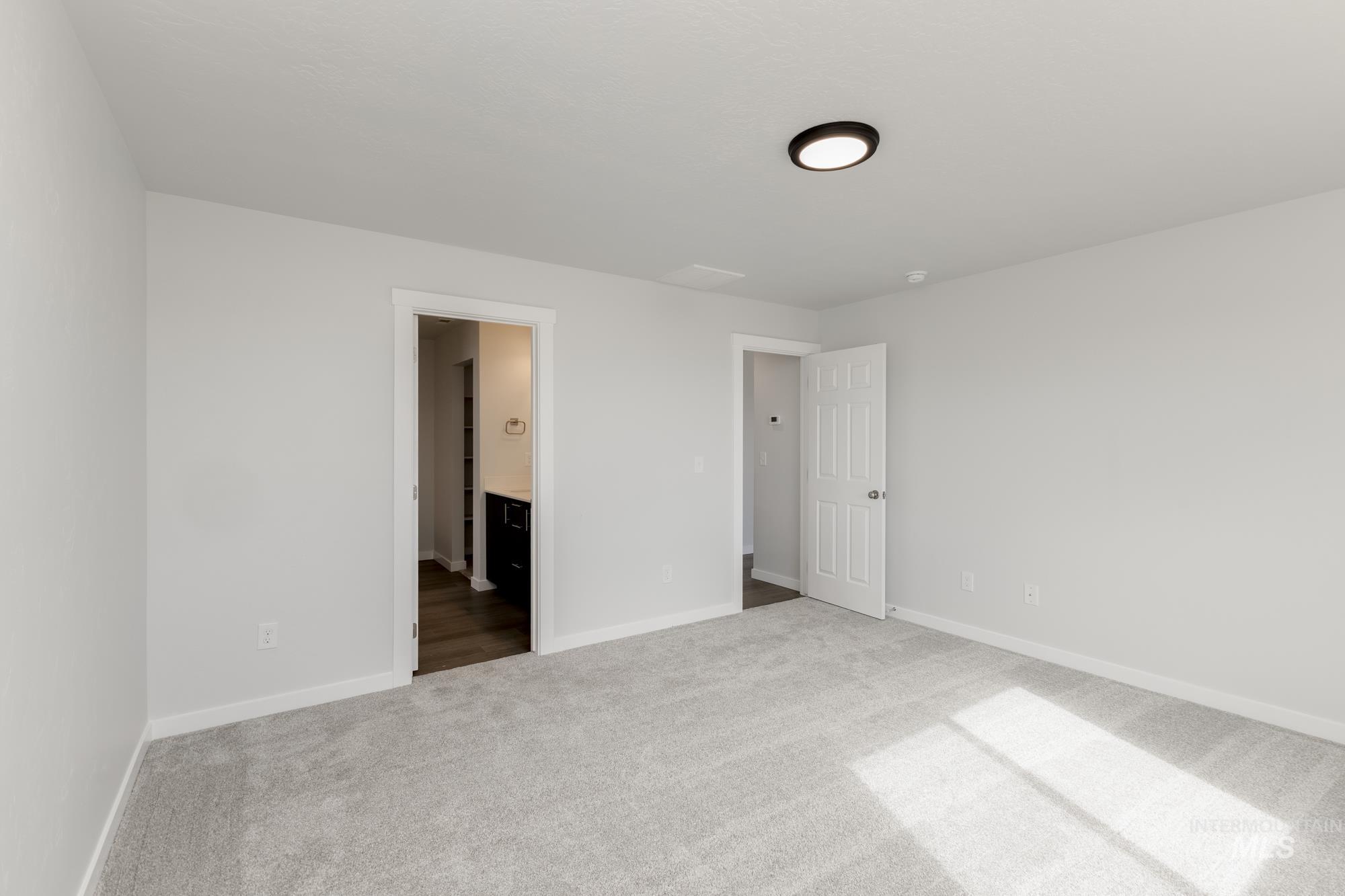 5432 S Bittercreek Ave, Meridian, Idaho 83642, 3 Bedrooms, 2 Bathrooms, Residential For Sale, Price $429,990,MLS 98973322