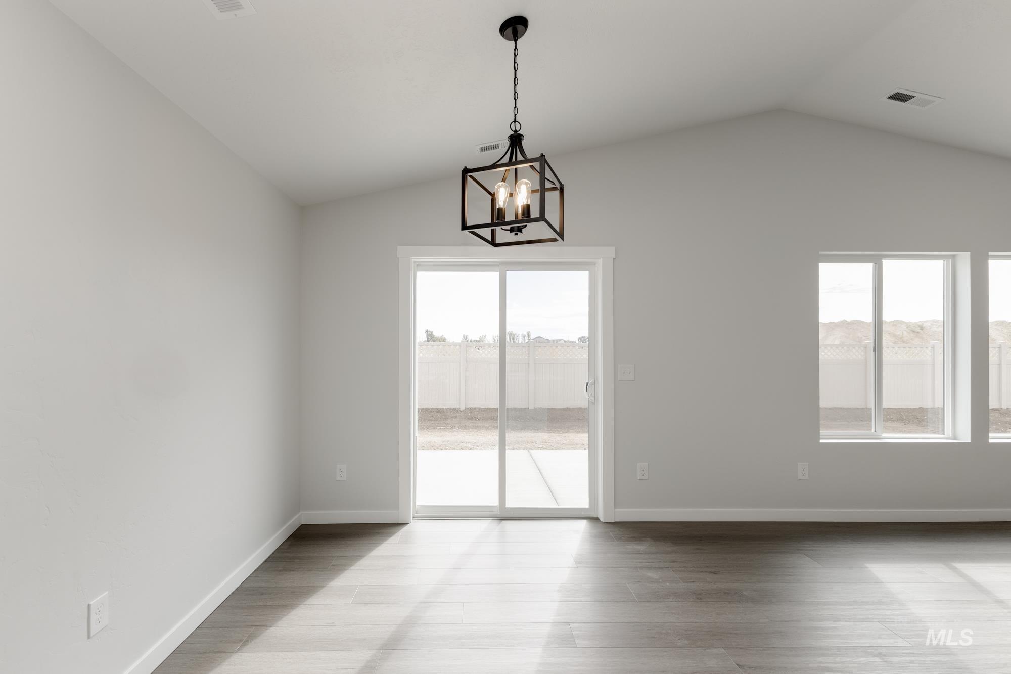 5432 S Bittercreek Ave, Meridian, Idaho 83642, 3 Bedrooms, 2 Bathrooms, Residential For Sale, Price $429,990,MLS 98973322