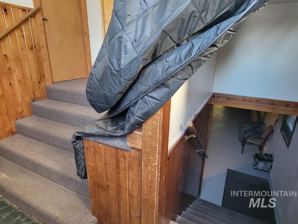 104 Glen Street, Cascade, Idaho 83611, 1 Bathroom, Residential For Sale, Price $385,000,MLS 98973327