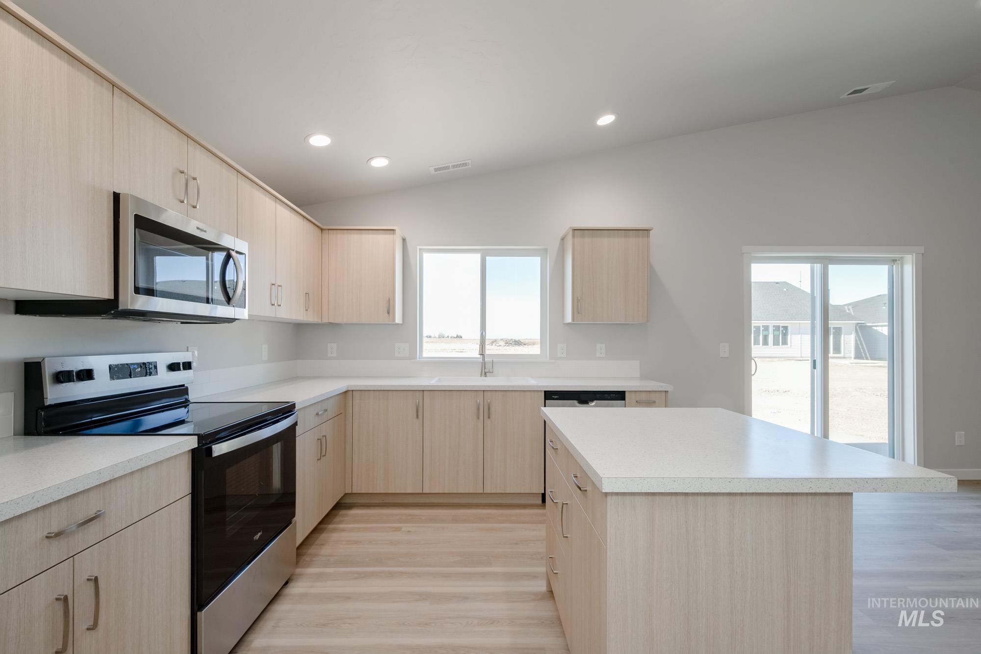 7472 S Menzingers Ave, Meridian, Idaho 83642, 4 Bedrooms, 2 Bathrooms, Residential For Sale, Price $464,990,MLS 98973328