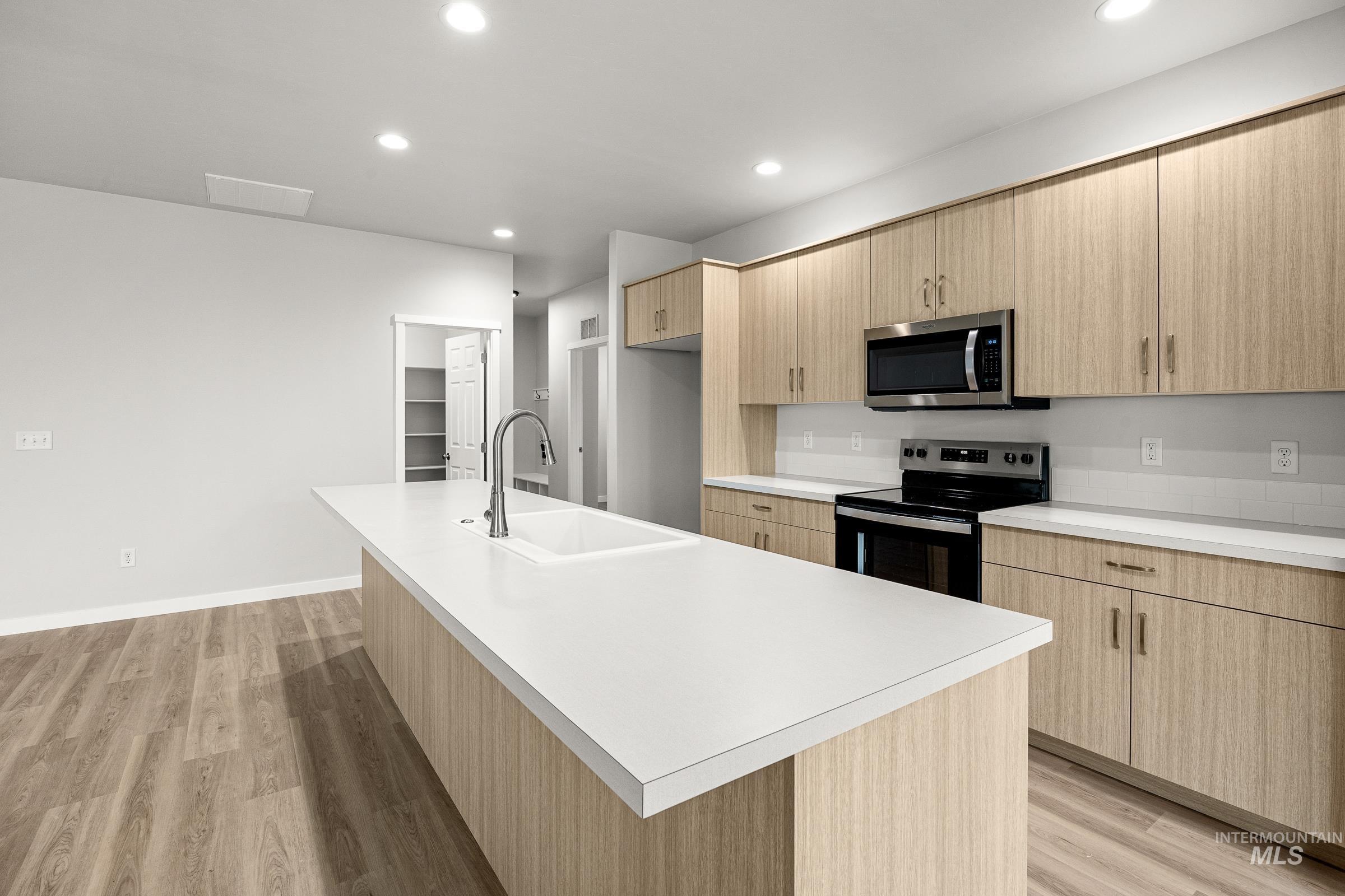 13638 Redway Ct, Caldwell, Idaho 83607, 4 Bedrooms, 2 Bathrooms, Residential For Sale, Price $499,990, 98973329