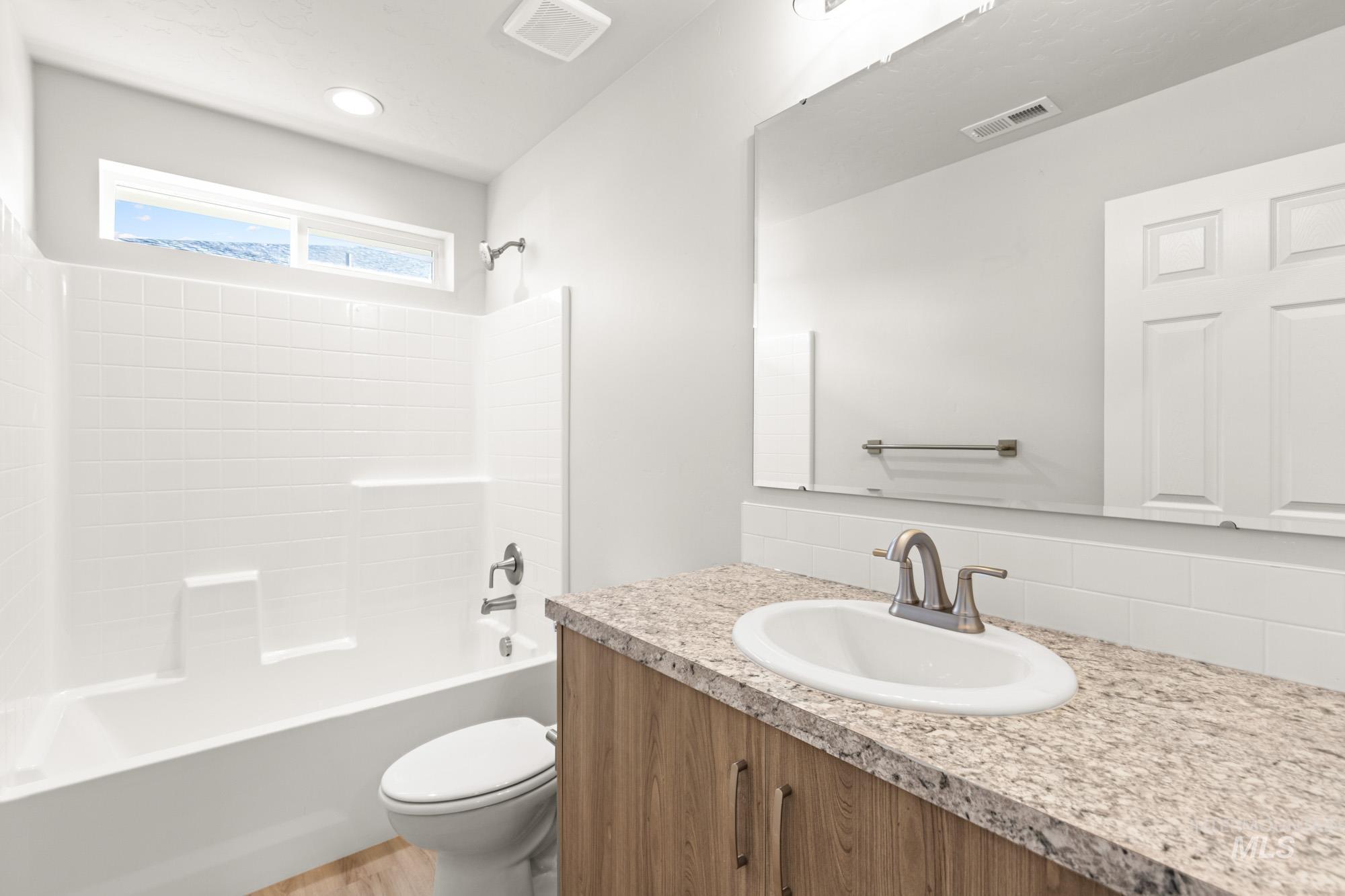 3727 E Syracuse St, Nampa, Idaho 83686, 4 Bedrooms, 2 Bathrooms, Residential For Sale, Price $421,990, 98973333