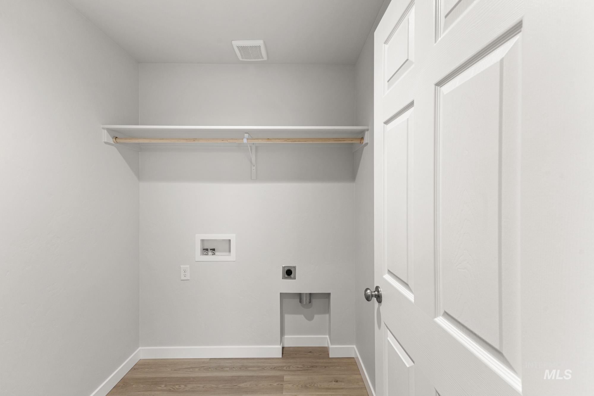 3395 E Red Maple Ct, Nampa, Idaho 83686, 4 Bedrooms, 2.5 Bathrooms, Residential For Sale, Price $431,990, 98973334