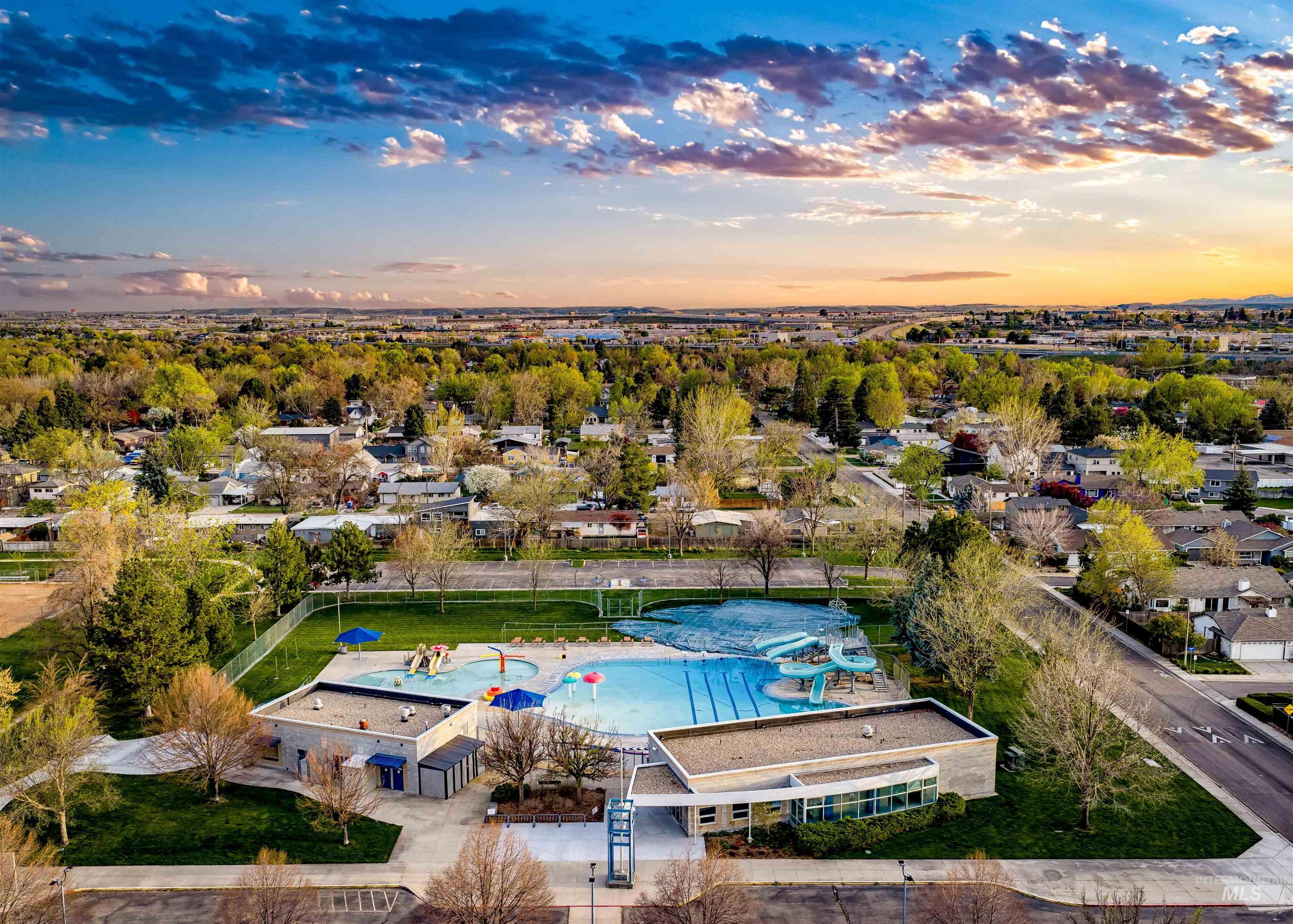 2320 S Broadway Avenue, Boise, Idaho 83706, 1 Bedroom, 1 Bathroom, Residential For Sale, Price $379,000, 98973336