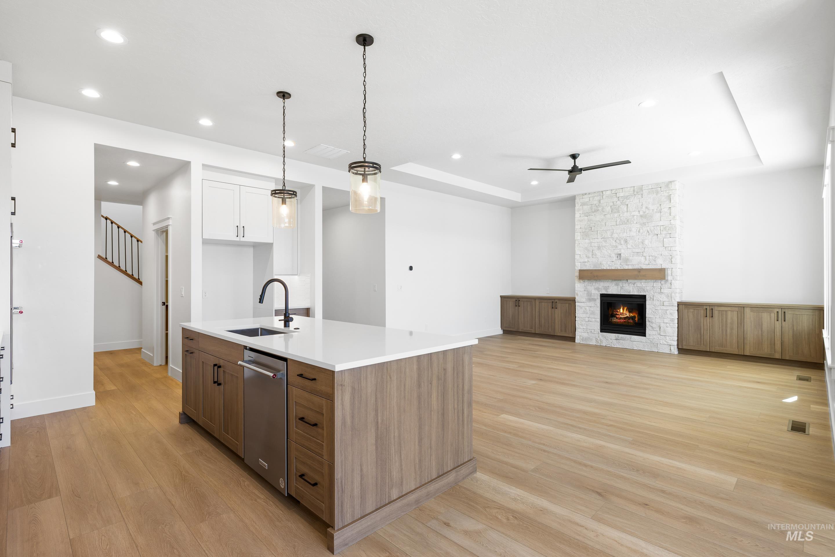 1279 E Andes Drive, Kuna, Idaho 83634, 3 Bedrooms, 3.5 Bathrooms, Residential For Sale, Price $709,900, 98973343