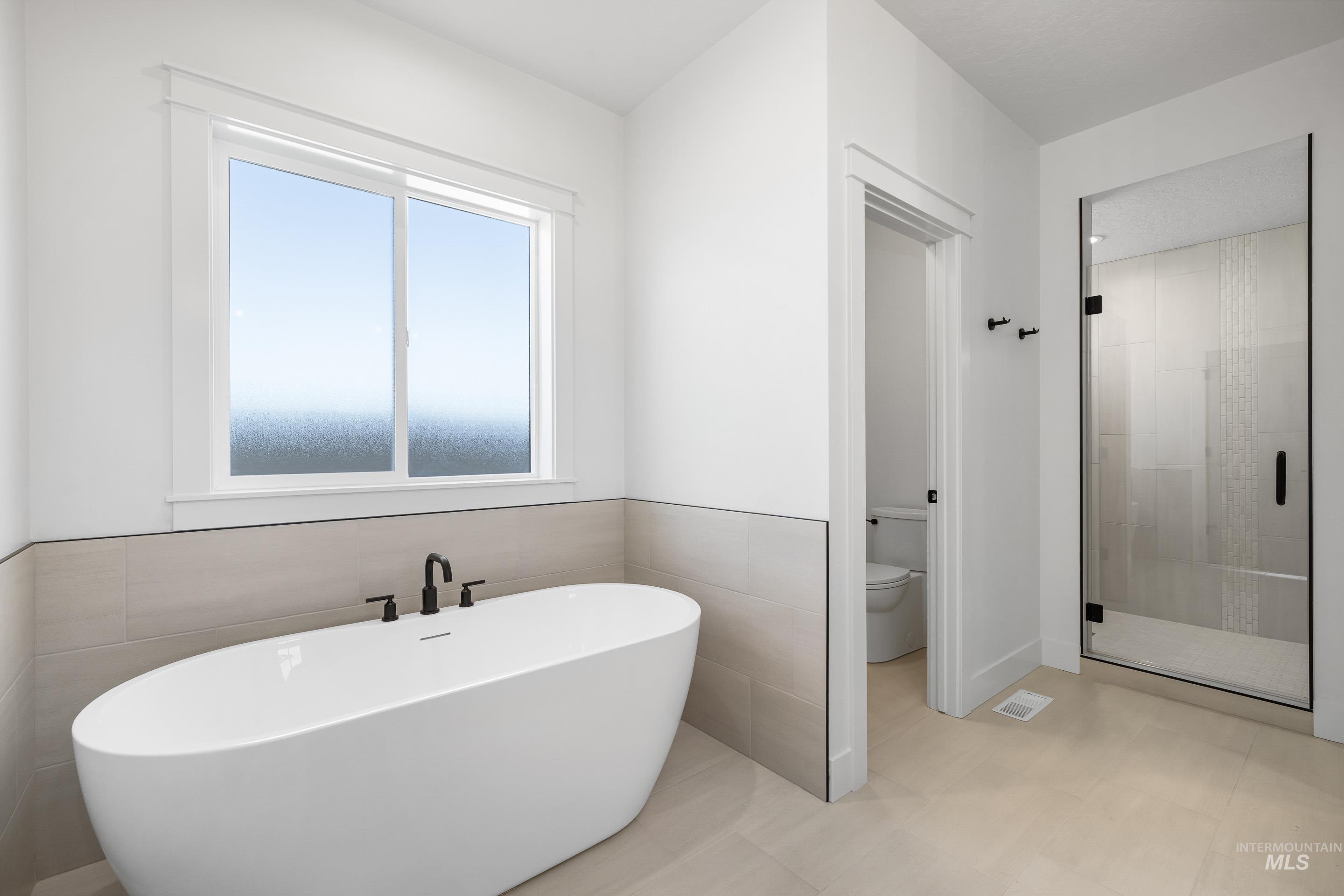 1279 E Andes Drive, Kuna, Idaho 83634, 3 Bedrooms, 3.5 Bathrooms, Residential For Sale, Price $709,900, 98973343