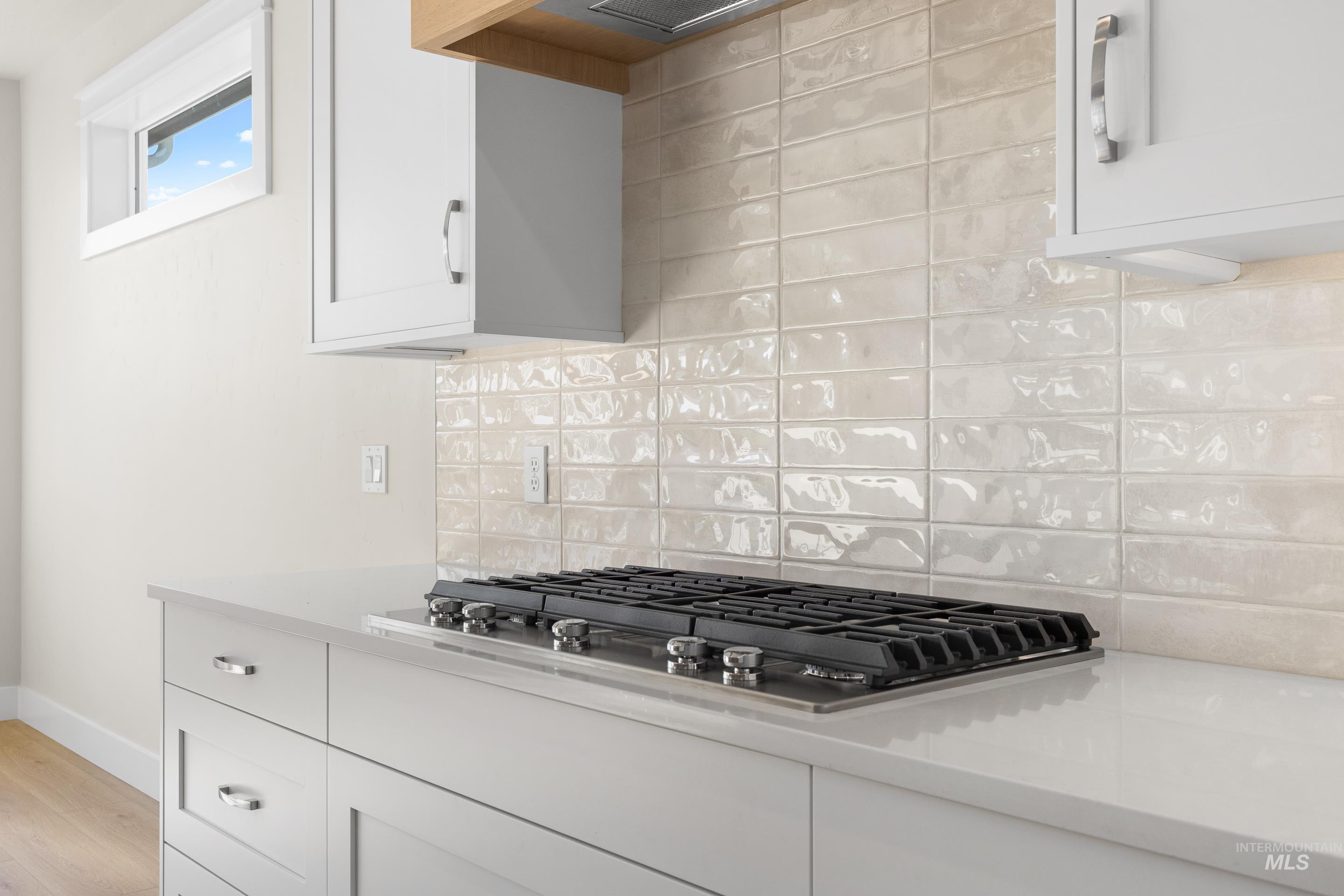 9528 Green Cottage Ave, Kuna, Idaho 83634, 3 Bedrooms, 2 Bathrooms, Residential For Sale, Price $609,900, 98973345