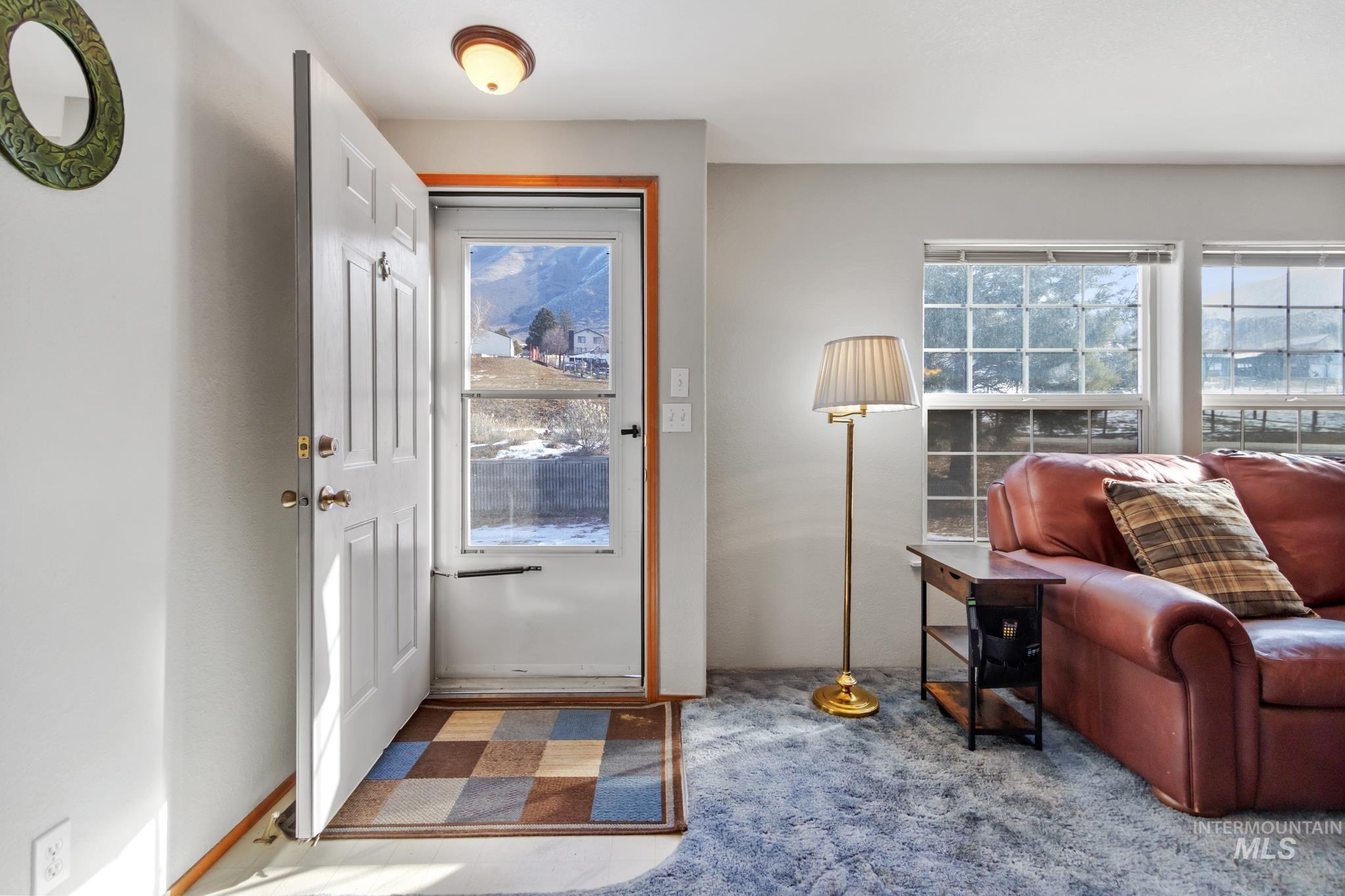 142 Mores Creek Rim Rd, Boise, Idaho 83716, 3 Bedrooms, 2 Bathrooms, Residential For Sale, Price $299,900,MLS 98973347