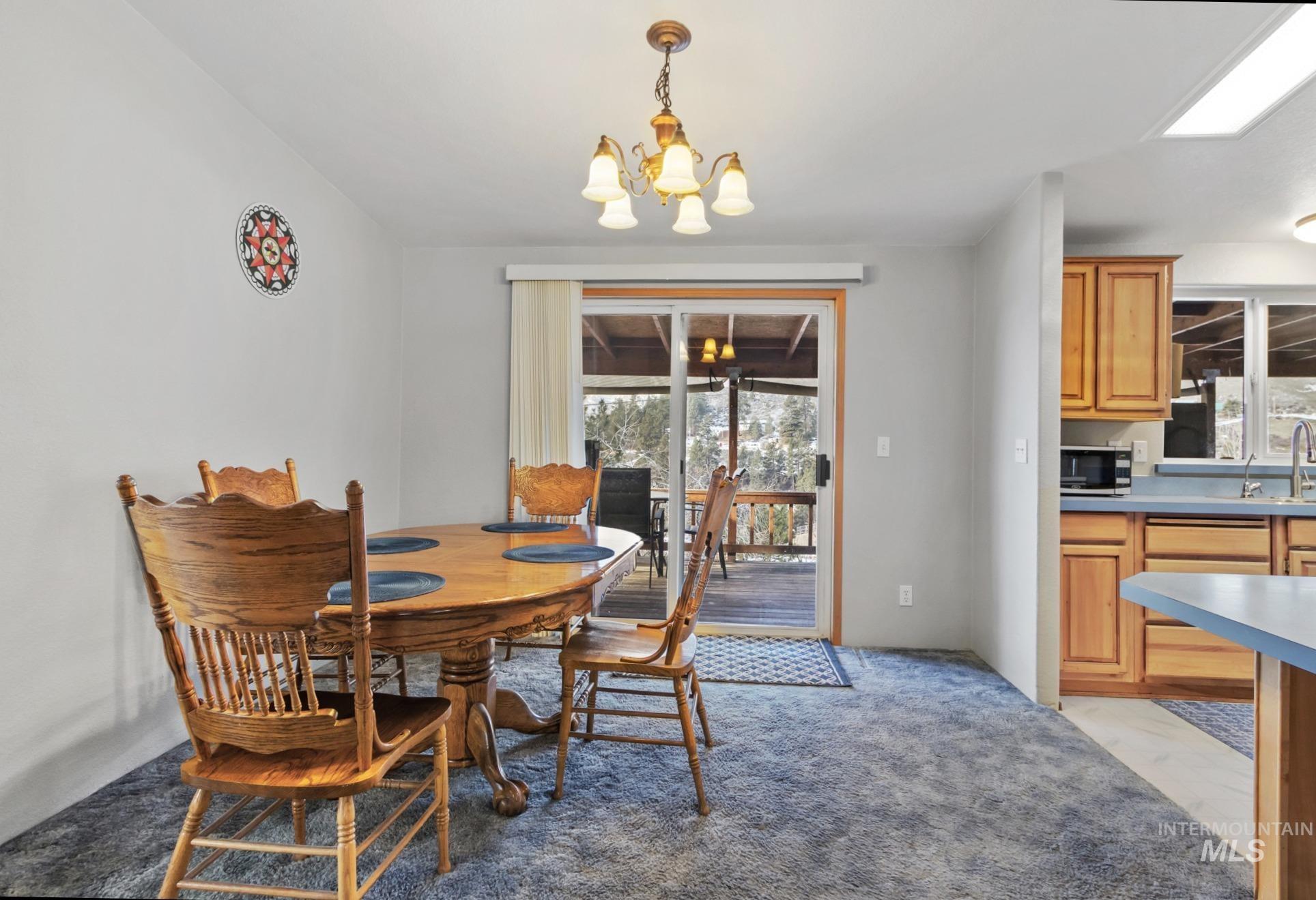 142 Mores Creek Rim Rd, Boise, Idaho 83716, 3 Bedrooms, 2 Bathrooms, Residential For Sale, Price $299,900,MLS 98973347