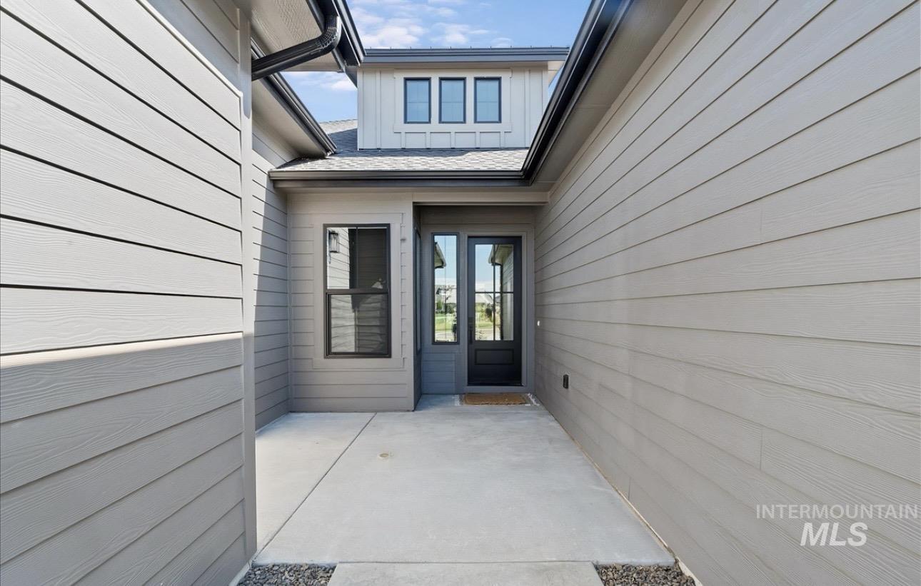 2047 E Blakehurst St, Kuna, Idaho 83634, 3 Bedrooms, 3.5 Bathrooms, Residential For Sale, Price $899,880,MLS 98973348