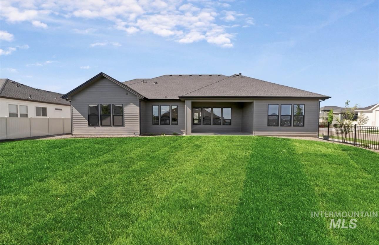 2047 E Blakehurst St, Kuna, Idaho 83634, 3 Bedrooms, 3.5 Bathrooms, Residential For Sale, Price $899,880,MLS 98973348
