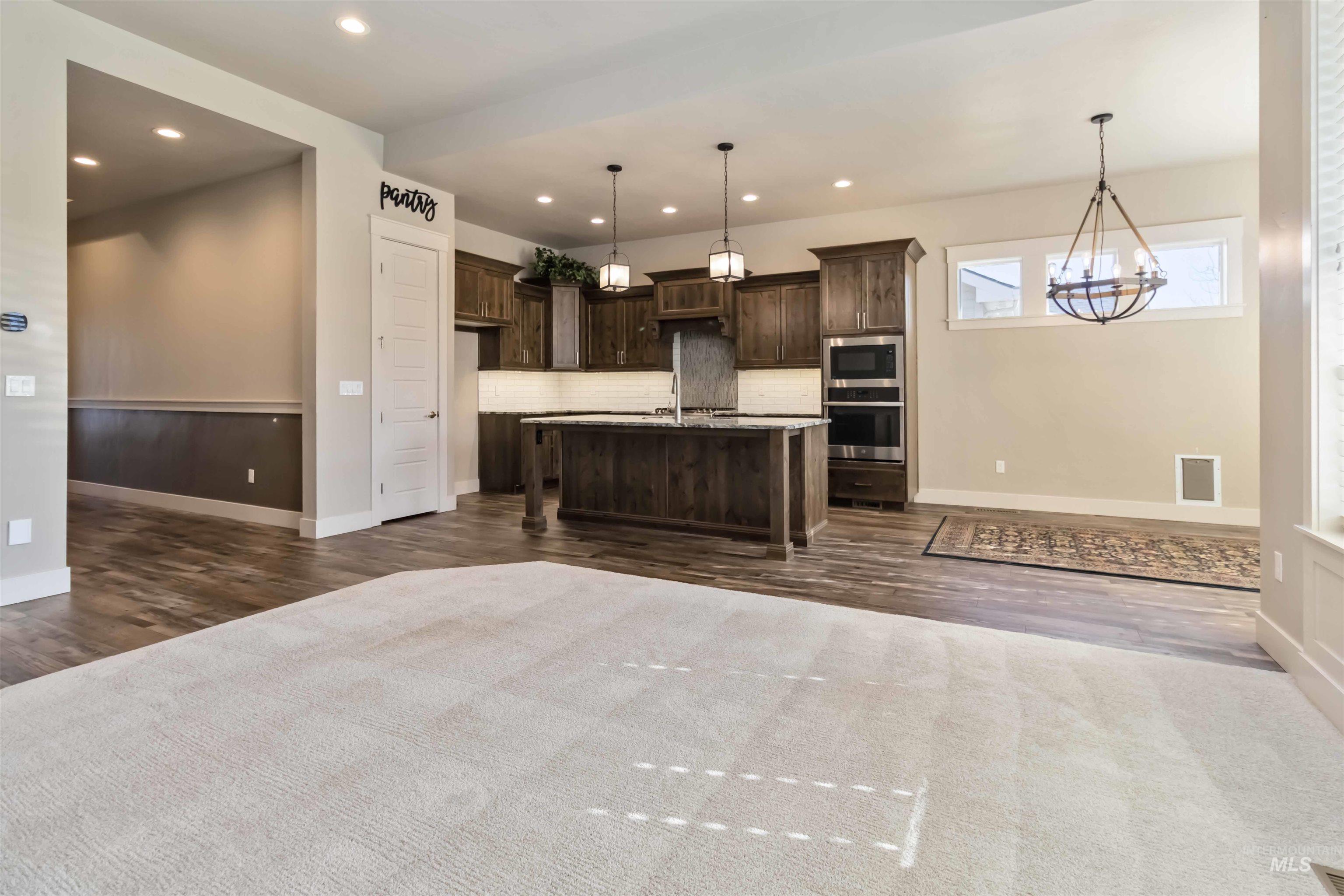 917 Pascua Dr, Kuna, Idaho 83634, 3 Bedrooms, 2.5 Bathrooms, Residential For Sale, Price $635,000, 98973349