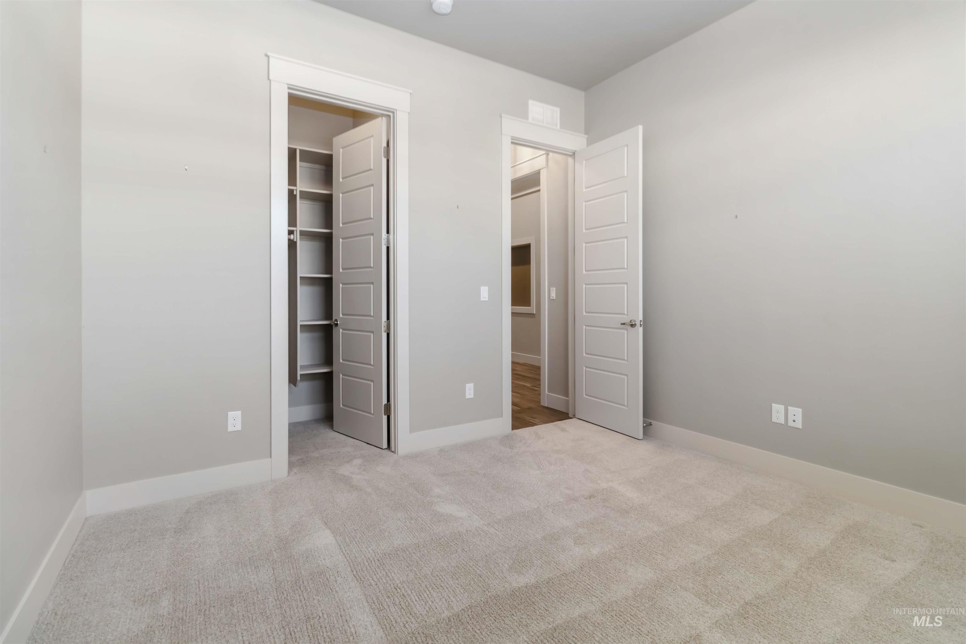 917 Pascua Dr, Kuna, Idaho 83634, 3 Bedrooms, 2.5 Bathrooms, Residential For Sale, Price $635,000, 98973349