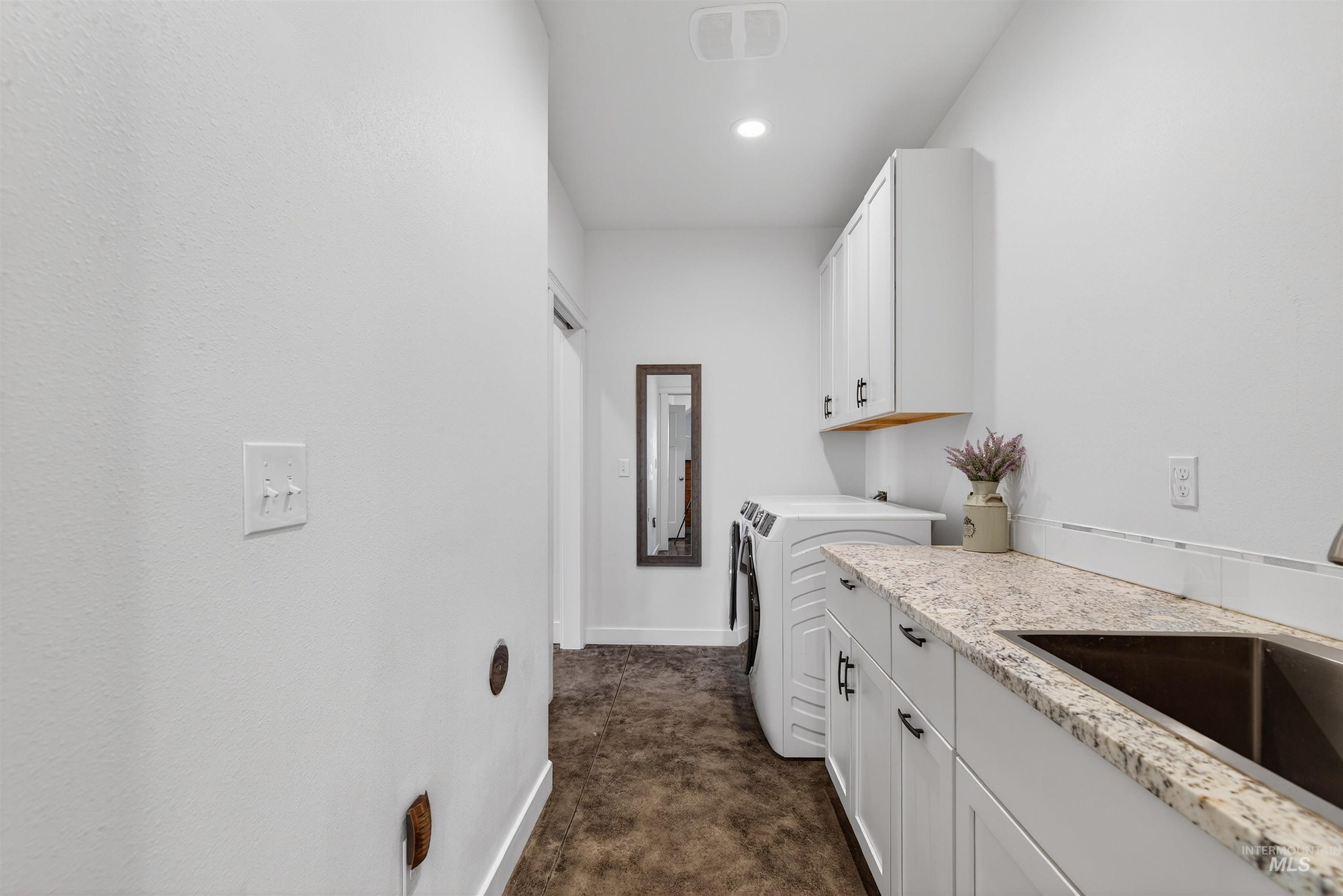 2227 Orchards Ave, Lewiston, Idaho 83501, 4 Bedrooms, 2.5 Bathrooms, Residential For Sale, Price $940,000,MLS 98973352