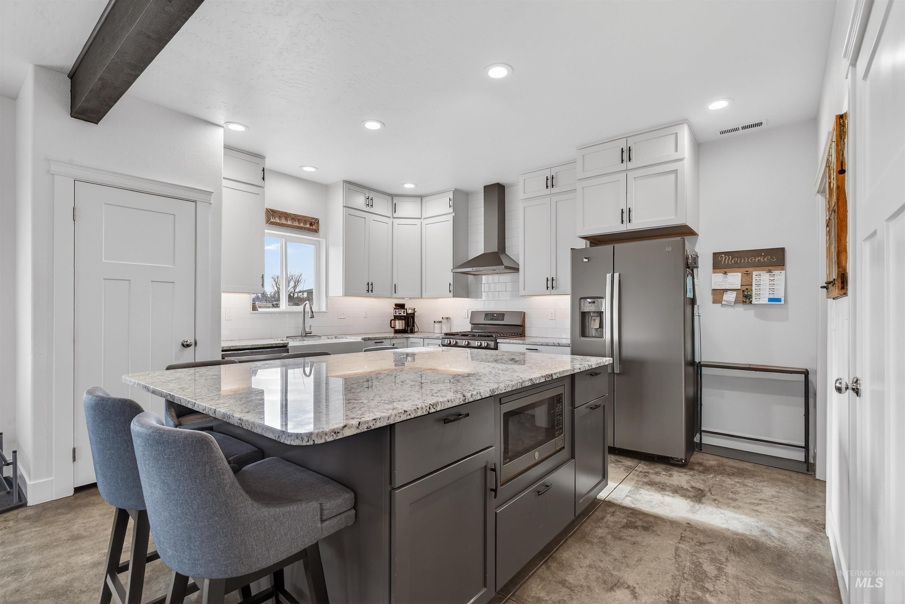 2227 Orchards Ave, Lewiston, Idaho 83501, 4 Bedrooms, 2.5 Bathrooms, Residential For Sale, Price $940,000,MLS 98973352