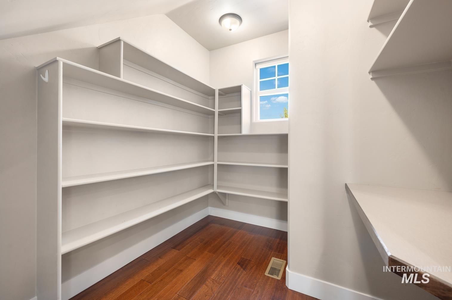 3620 S Caddis Way, Boise, Idaho 83716, 4 Bedrooms, 3 Bathrooms, Residential For Sale, Price $695,000,MLS 98973356