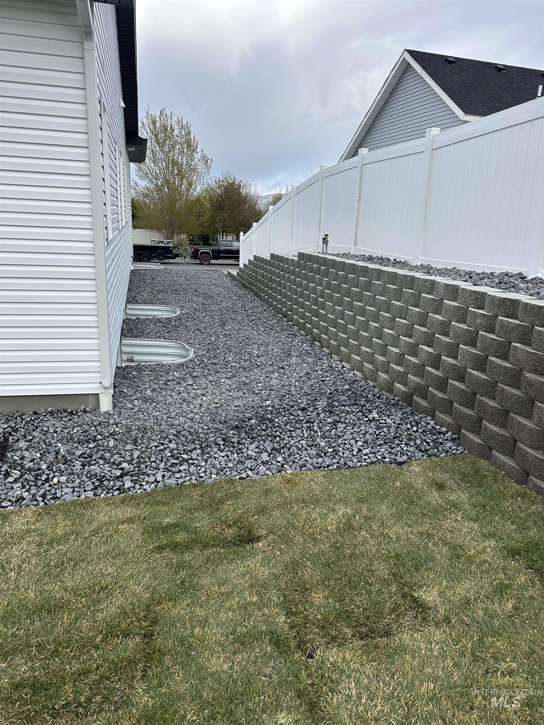 2089 Magellan Loop, Pocatello, Idaho 83204, 6 Bedrooms, 3 Bathrooms, Residential For Sale, Price $540,900,MLS 98973358