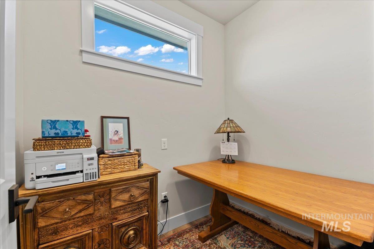 2543 S Via Privada Lane, Boise, Idaho 83716, 3 Bedrooms, 2.5 Bathrooms, Residential For Sale, Price $799,333, 98973363