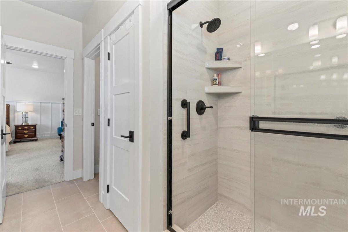 2543 S Via Privada Lane, Boise, Idaho 83716, 3 Bedrooms, 2.5 Bathrooms, Residential For Sale, Price $799,333, 98973363