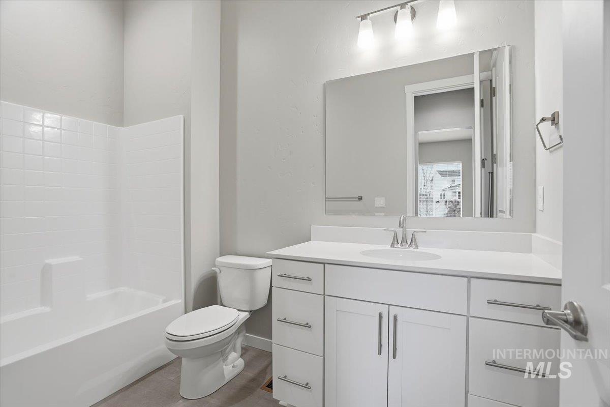 1301 White Cliffs St, Middleton, Idaho 83644, 3 Bedrooms, 3.5 Bathrooms, Residential For Sale, Price $824,990,MLS 98973364