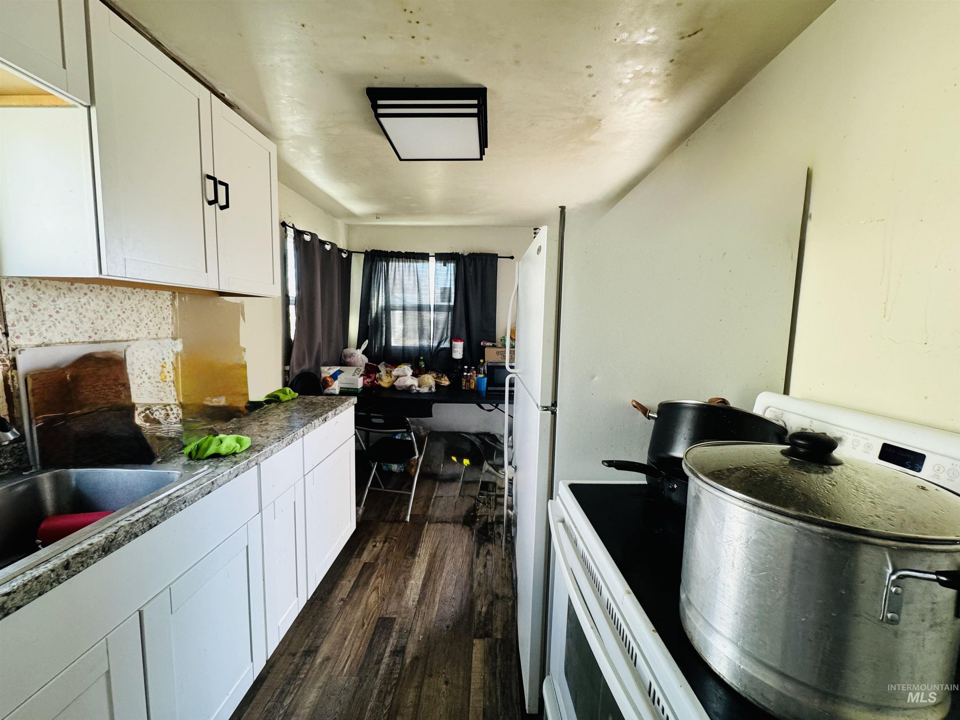 1626 Normal Ave., Burley, Idaho 83318-0000, 2 Bedrooms, 1 Bathroom, Residential For Sale, Price $220,000, 98973366