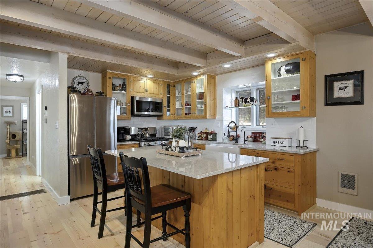 3384 N 4500 E, Murtaugh, Idaho 83344, 3 Bedrooms, 2 Bathrooms, Residential For Sale, Price $597,500, 98973367